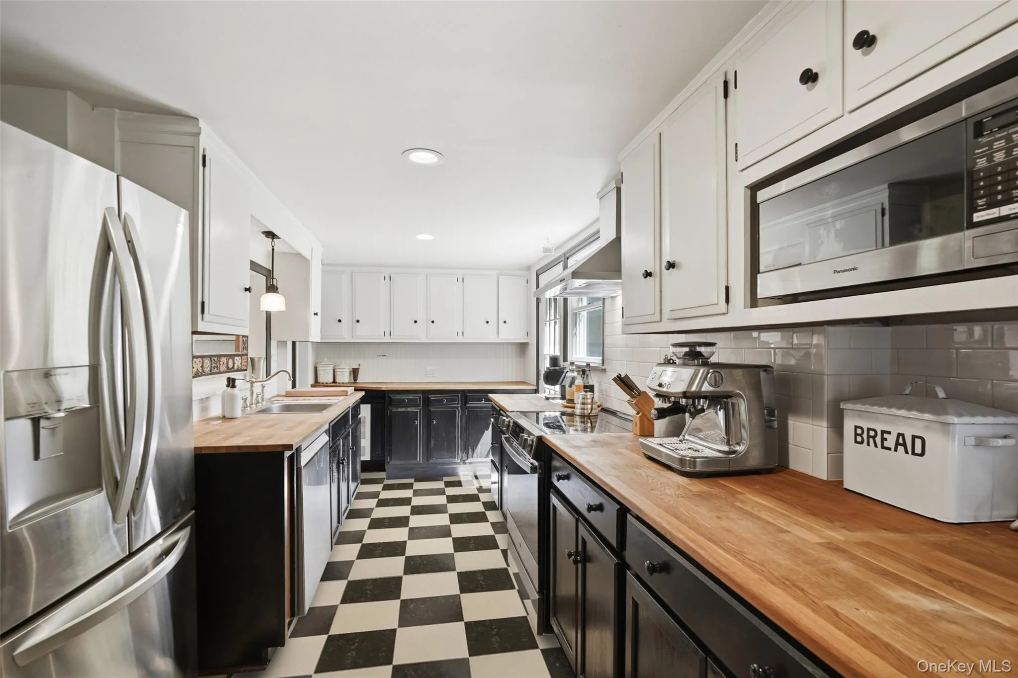 121 Post Office Road, Lewisboro, NY, 3 Bedrooms Bedrooms, 12 Rooms Rooms,1 BathroomBathrooms,Residential,For Rent,Post Office,0,1012484 121 Post Office Road, Lewisboro, NY, 3 Bedrooms Bedrooms, 12 Rooms Rooms,1 BathroomBathrooms,Residential,For Rent,Post Office,0,1012484