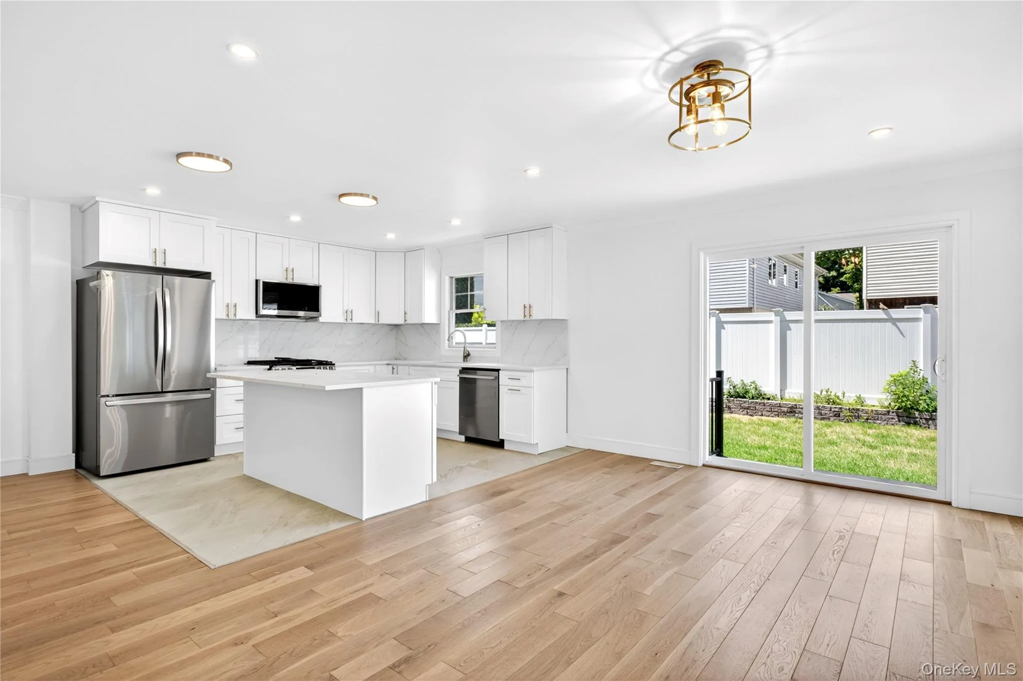 37 Corchaug Avenue, North Hempstead, NY, 4 Bedrooms Bedrooms, 9 Rooms Rooms,4 BathroomsBathrooms,Residential Lease,For Rent,Corchaug,0,1012485 37 Corchaug Avenue, North Hempstead, NY, 4 Bedrooms Bedrooms, 9 Rooms Rooms,4 BathroomsBathrooms,Residential Lease,For Rent,Corchaug,0,1012485