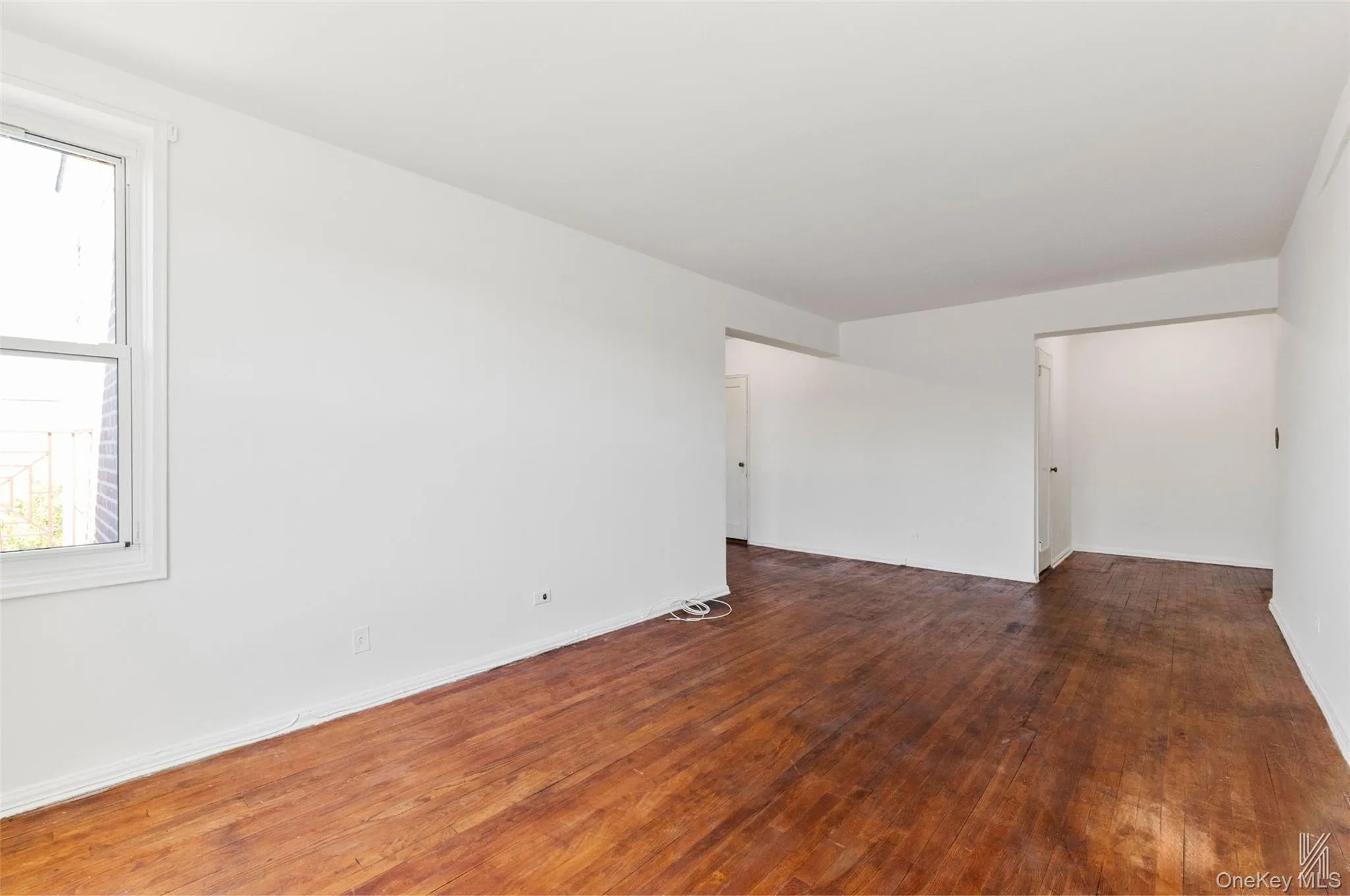 88-01 35th Avenue, New York, NY, 1 Bedroom Bedrooms, 3 Rooms Rooms,1 BathroomBathrooms,Residential,For Rent,35th,0,1012486 88-01 35th Avenue, New York, NY, 1 Bedroom Bedrooms, 3 Rooms Rooms,1 BathroomBathrooms,Residential,For Rent,35th,0,1012486