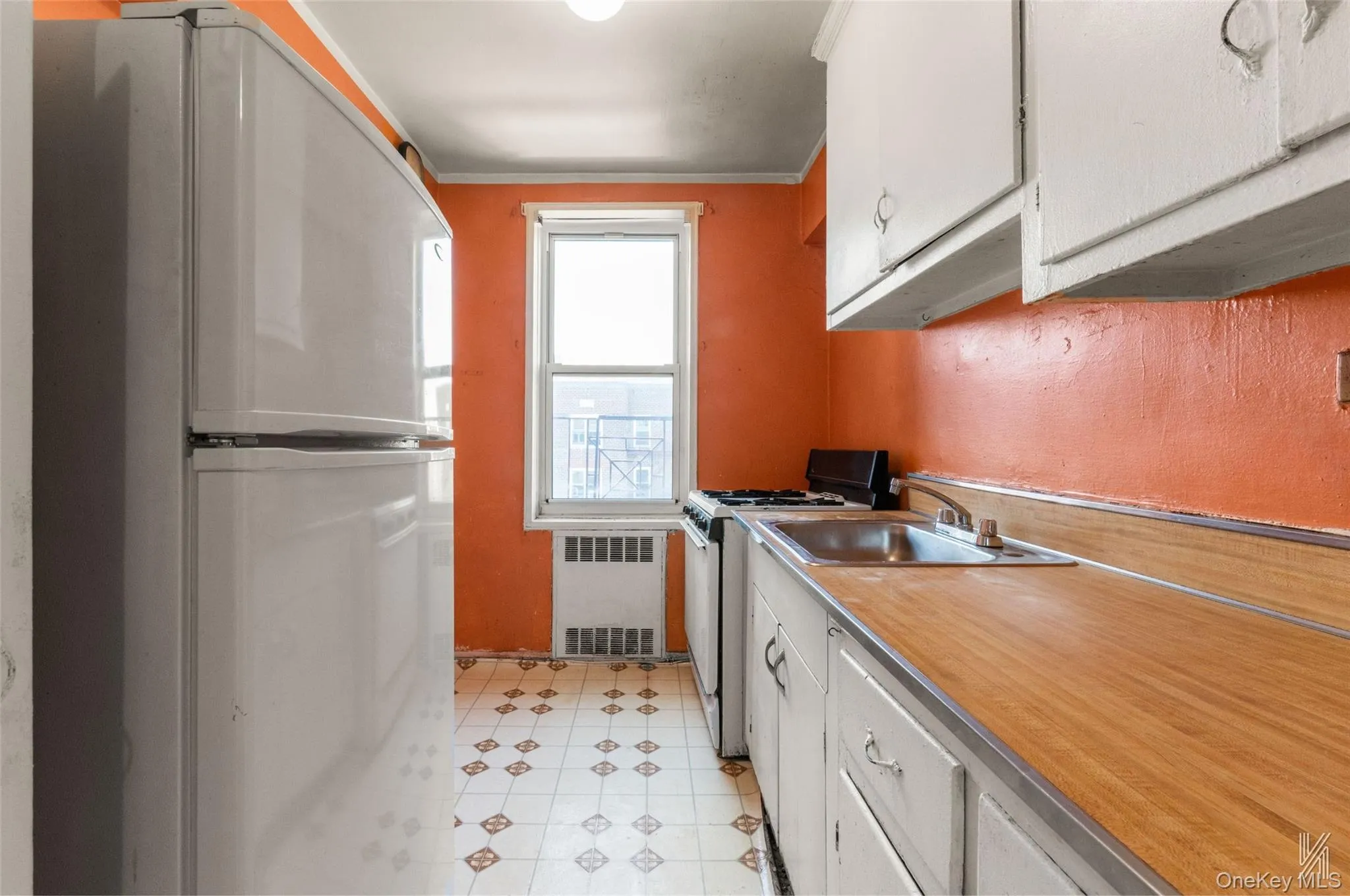 88-01 35th Avenue, New York, NY, 1 Bedroom Bedrooms, 3 Rooms Rooms,1 BathroomBathrooms,Residential,For Rent,35th,0,1012486 88-01 35th Avenue, New York, NY, 1 Bedroom Bedrooms, 3 Rooms Rooms,1 BathroomBathrooms,Residential,For Rent,35th,0,1012486