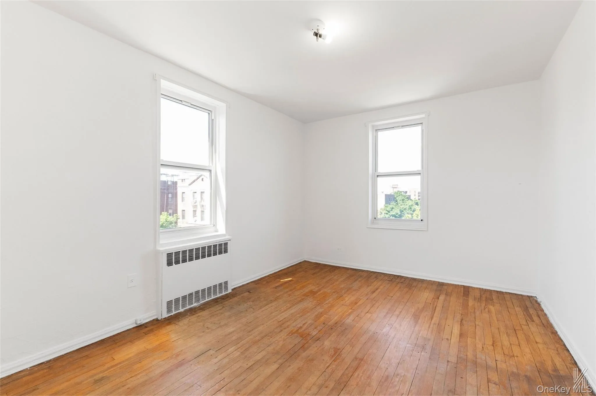 88-01 35th Avenue, New York, NY, 1 Bedroom Bedrooms, 3 Rooms Rooms,1 BathroomBathrooms,Residential,For Rent,35th,0,1012486 88-01 35th Avenue, New York, NY, 1 Bedroom Bedrooms, 3 Rooms Rooms,1 BathroomBathrooms,Residential,For Rent,35th,0,1012486