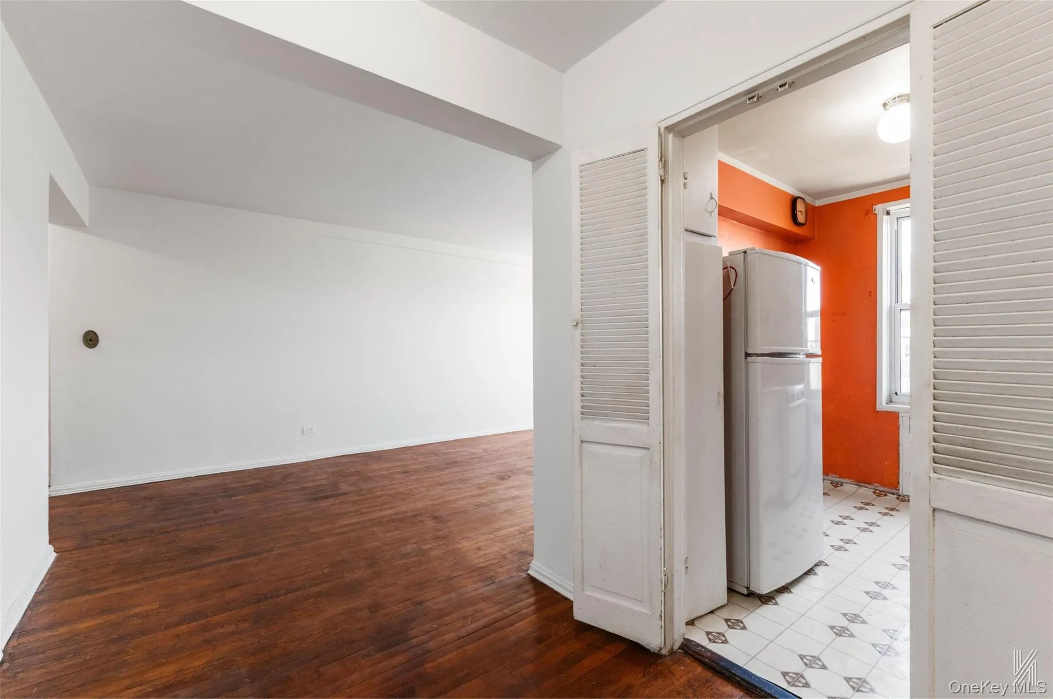 88-01 35th Avenue, New York, NY, 1 Bedroom Bedrooms, 3 Rooms Rooms,1 BathroomBathrooms,Residential,For Rent,35th,0,1012486 88-01 35th Avenue, New York, NY, 1 Bedroom Bedrooms, 3 Rooms Rooms,1 BathroomBathrooms,Residential,For Rent,35th,0,1012486