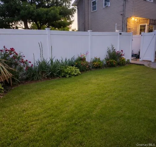 1070 Oakfield Avenue, Hempstead, NY, 4 Bedrooms Bedrooms, 9 Rooms Rooms,2 BathroomsBathrooms,Residential,For Rent,Oakfield,0,1012489 1070 Oakfield Avenue, Hempstead, NY, 4 Bedrooms Bedrooms, 9 Rooms Rooms,2 BathroomsBathrooms,Residential,For Rent,Oakfield,0,1012489
