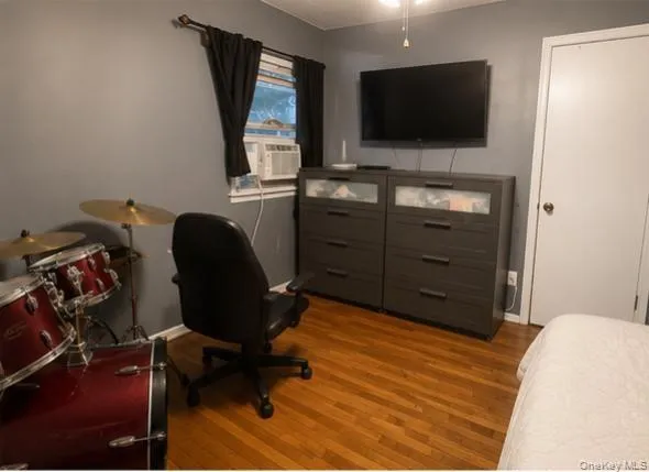 1070 Oakfield Avenue, Hempstead, NY, 4 Bedrooms Bedrooms, 9 Rooms Rooms,2 BathroomsBathrooms,Residential,For Rent,Oakfield,0,1012489 1070 Oakfield Avenue, Hempstead, NY, 4 Bedrooms Bedrooms, 9 Rooms Rooms,2 BathroomsBathrooms,Residential,For Rent,Oakfield,0,1012489
