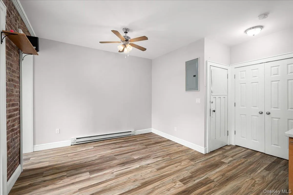 548 Warburton Avenue, Greenburgh, NY, 1 Bedroom Bedrooms, 2 Rooms Rooms,1 BathroomBathrooms,Residential Lease,For Rent,Warburton,0,1012491 548 Warburton Avenue, Greenburgh, NY, 1 Bedroom Bedrooms, 2 Rooms Rooms,1 BathroomBathrooms,Residential Lease,For Rent,Warburton,0,1012491