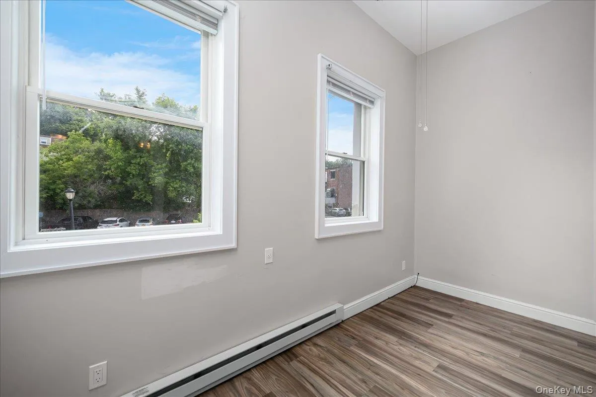 548 Warburton Avenue, Greenburgh, NY, 1 Bedroom Bedrooms, 2 Rooms Rooms,1 BathroomBathrooms,Residential Lease,For Rent,Warburton,0,1012491 548 Warburton Avenue, Greenburgh, NY, 1 Bedroom Bedrooms, 2 Rooms Rooms,1 BathroomBathrooms,Residential Lease,For Rent,Warburton,0,1012491