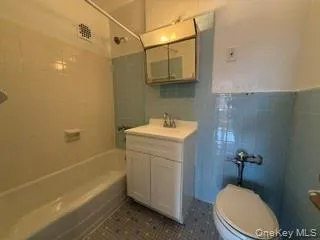 108-49 63rd Avenue, New York, NY, 3 Bedrooms Bedrooms, 6 Rooms Rooms,2 BathroomsBathrooms,Residential,For Rent,63rd,0,1012492 108-49 63rd Avenue, New York, NY, 3 Bedrooms Bedrooms, 6 Rooms Rooms,2 BathroomsBathrooms,Residential,For Rent,63rd,0,1012492