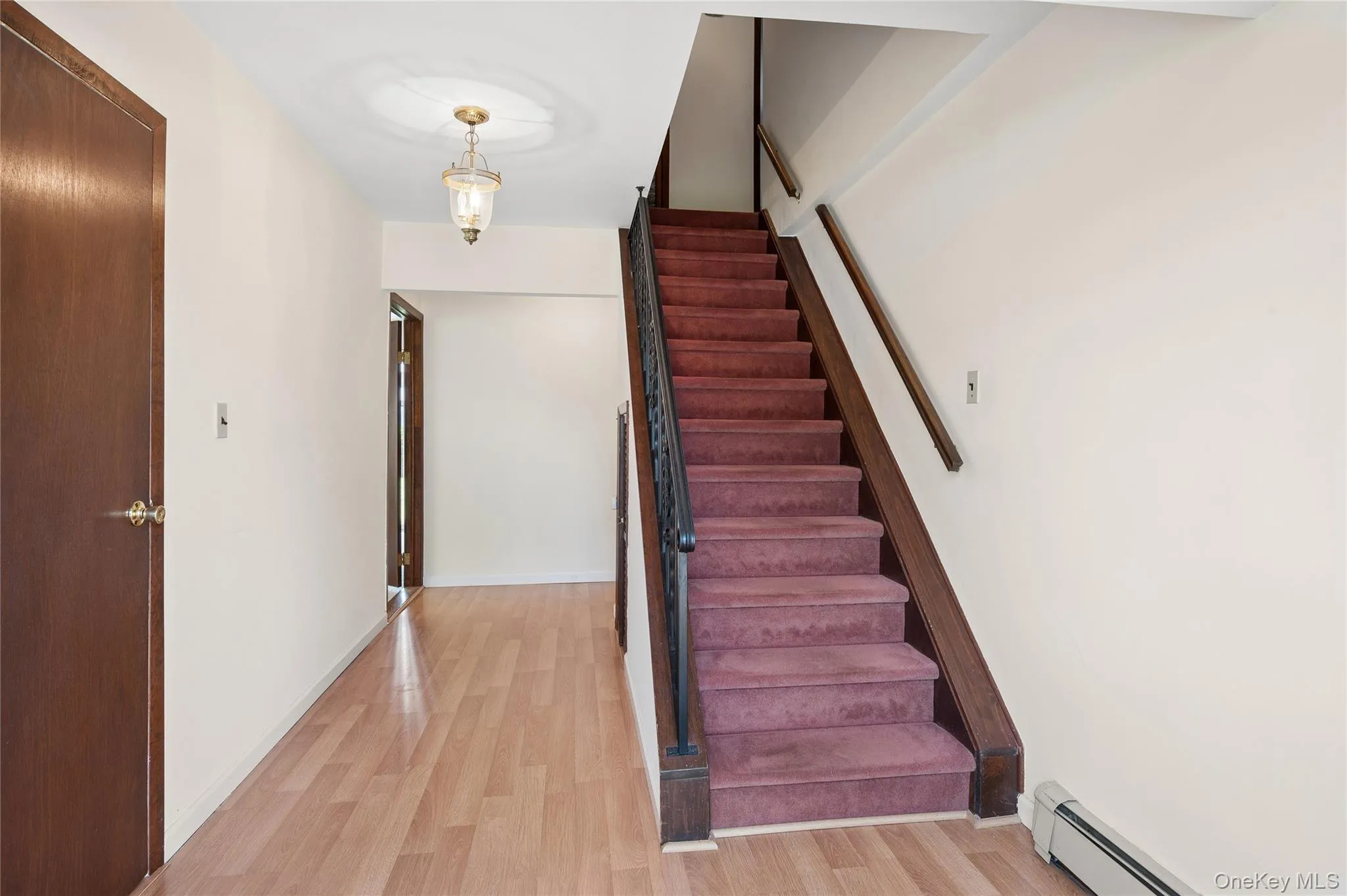 7 Blanche Street, Oyster Bay, NY, 3 Bedrooms Bedrooms, 8 Rooms Rooms,2 BathroomsBathrooms,Residential,For Rent,Blanche,0,KEY1012496 7 Blanche Street, Oyster Bay, NY, 3 Bedrooms Bedrooms, 8 Rooms Rooms,2 BathroomsBathrooms,Residential,For Rent,Blanche,0,KEY1012496