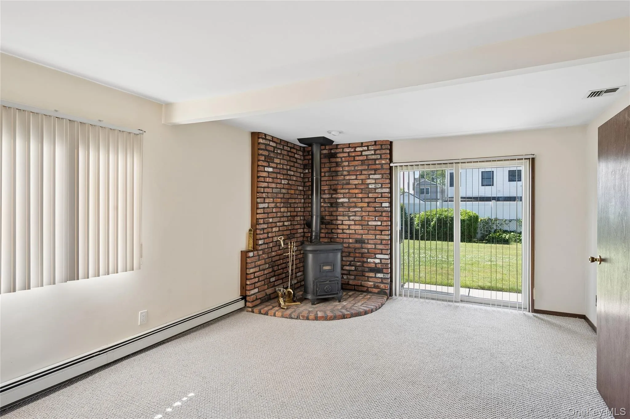7 Blanche Street, Oyster Bay, NY, 3 Bedrooms Bedrooms, 8 Rooms Rooms,2 BathroomsBathrooms,Residential,For Rent,Blanche,0,KEY1012496 7 Blanche Street, Oyster Bay, NY, 3 Bedrooms Bedrooms, 8 Rooms Rooms,2 BathroomsBathrooms,Residential,For Rent,Blanche,0,KEY1012496