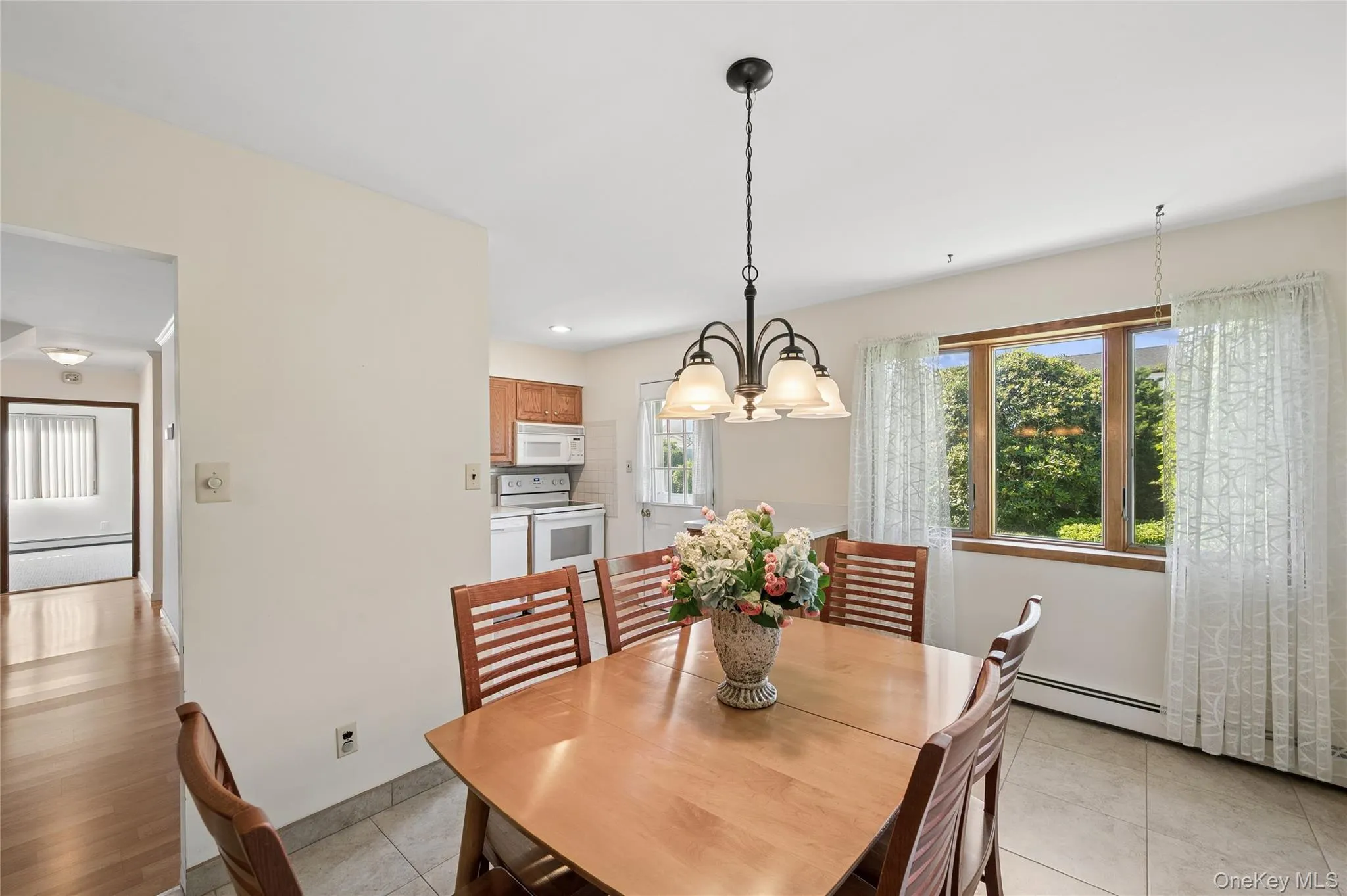 7 Blanche Street, Oyster Bay, NY, 3 Bedrooms Bedrooms, 8 Rooms Rooms,2 BathroomsBathrooms,Residential,For Rent,Blanche,0,KEY1012496 7 Blanche Street, Oyster Bay, NY, 3 Bedrooms Bedrooms, 8 Rooms Rooms,2 BathroomsBathrooms,Residential,For Rent,Blanche,0,KEY1012496