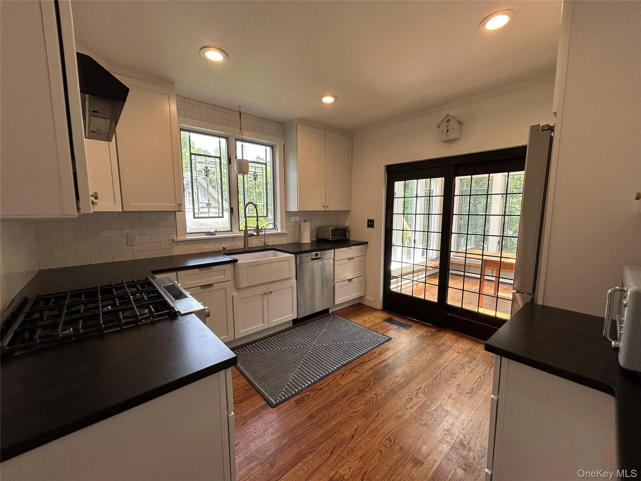 207 Prospect Avenue, Oyster Bay, NY, 3 Bedrooms Bedrooms, 7 Rooms Rooms,2 BathroomsBathrooms,Residential Lease,For Rent,Prospect,0,KEY1012497 207 Prospect Avenue, Oyster Bay, NY, 3 Bedrooms Bedrooms, 7 Rooms Rooms,2 BathroomsBathrooms,Residential Lease,For Rent,Prospect,0,KEY1012497