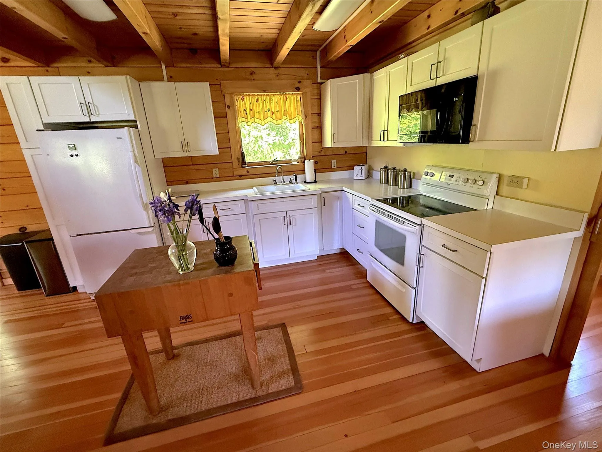 978 Claryville Road, Neversink, NY, 1 Bedroom Bedrooms, 4 Rooms Rooms,1 BathroomBathrooms,Residential Lease,For Rent,Claryville,0,1012500 978 Claryville Road, Neversink, NY, 1 Bedroom Bedrooms, 4 Rooms Rooms,1 BathroomBathrooms,Residential Lease,For Rent,Claryville,0,1012500