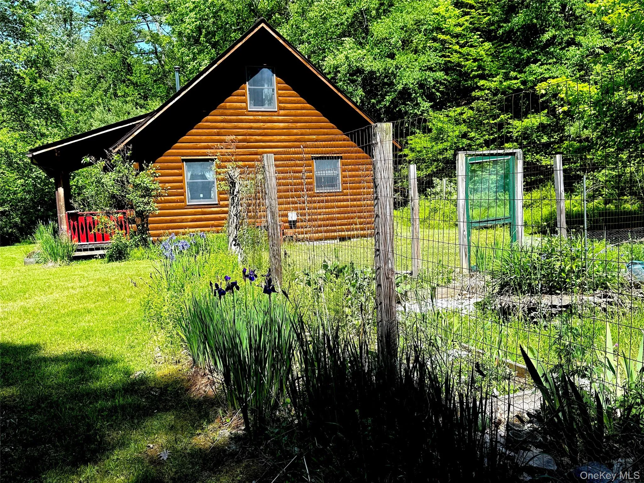 978 Claryville Road, Neversink, NY, 1 Bedroom Bedrooms, 4 Rooms Rooms,1 BathroomBathrooms,Residential Lease,For Rent,Claryville,0,1012500 978 Claryville Road, Neversink, NY, 1 Bedroom Bedrooms, 4 Rooms Rooms,1 BathroomBathrooms,Residential Lease,For Rent,Claryville,0,1012500