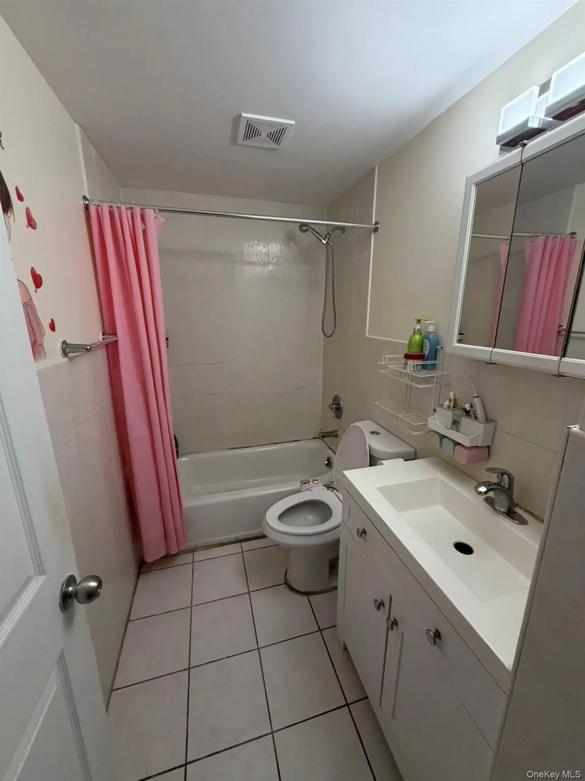 13537 37th Avenue, New York, NY, 1 Bedroom Bedrooms, 4 Rooms Rooms,1 BathroomBathrooms,Residential,For Rent,37th,0,1012501 13537 37th Avenue, New York, NY, 1 Bedroom Bedrooms, 4 Rooms Rooms,1 BathroomBathrooms,Residential,For Rent,37th,0,1012501