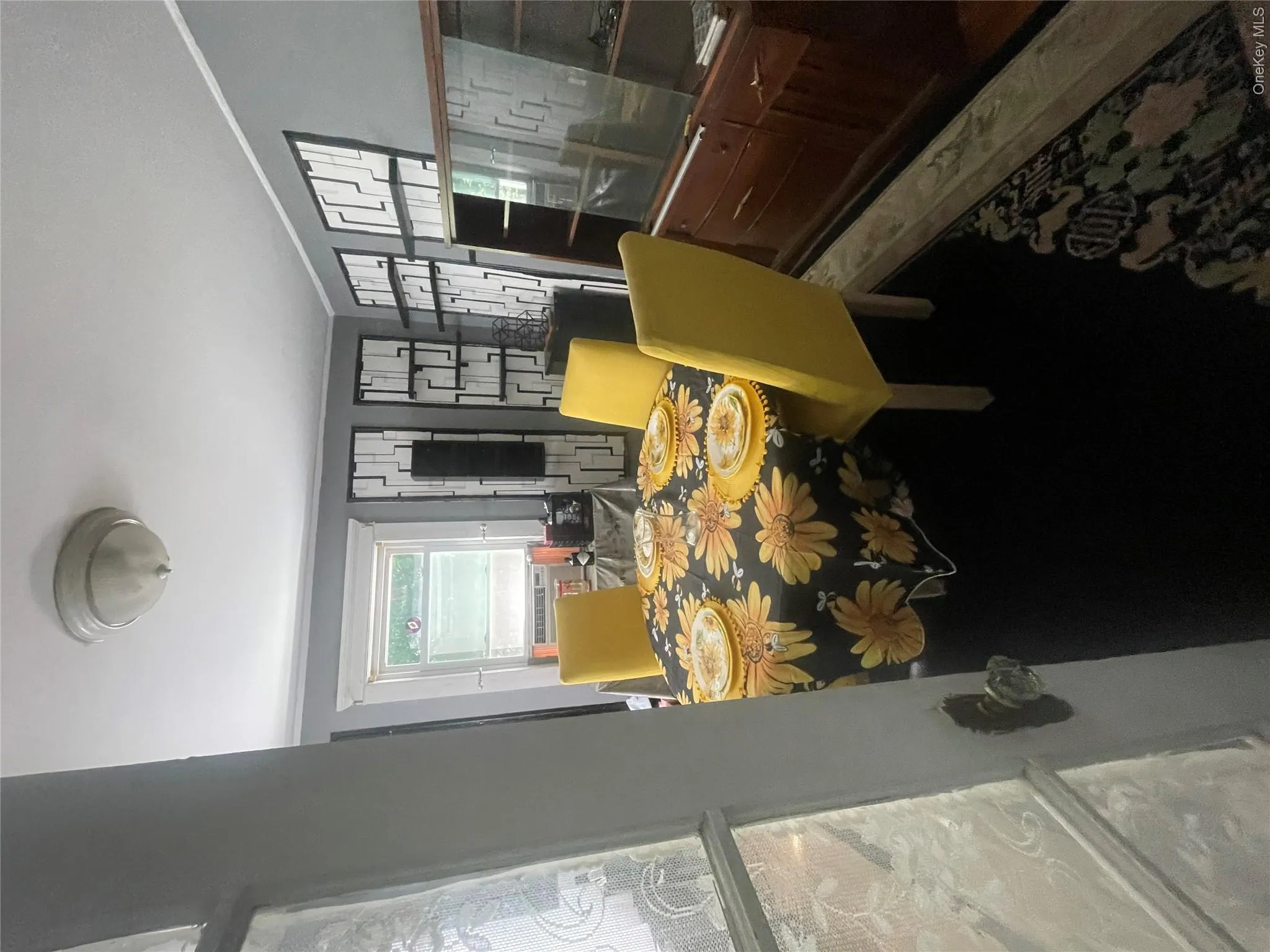 195 Prospect Avenue, White Plains, NY, 3 Bedrooms Bedrooms, 6 Rooms Rooms,1 BathroomBathrooms,Residential,For Rent,Prospect,0,1012503 195 Prospect Avenue, White Plains, NY, 3 Bedrooms Bedrooms, 6 Rooms Rooms,1 BathroomBathrooms,Residential,For Rent,Prospect,0,1012503