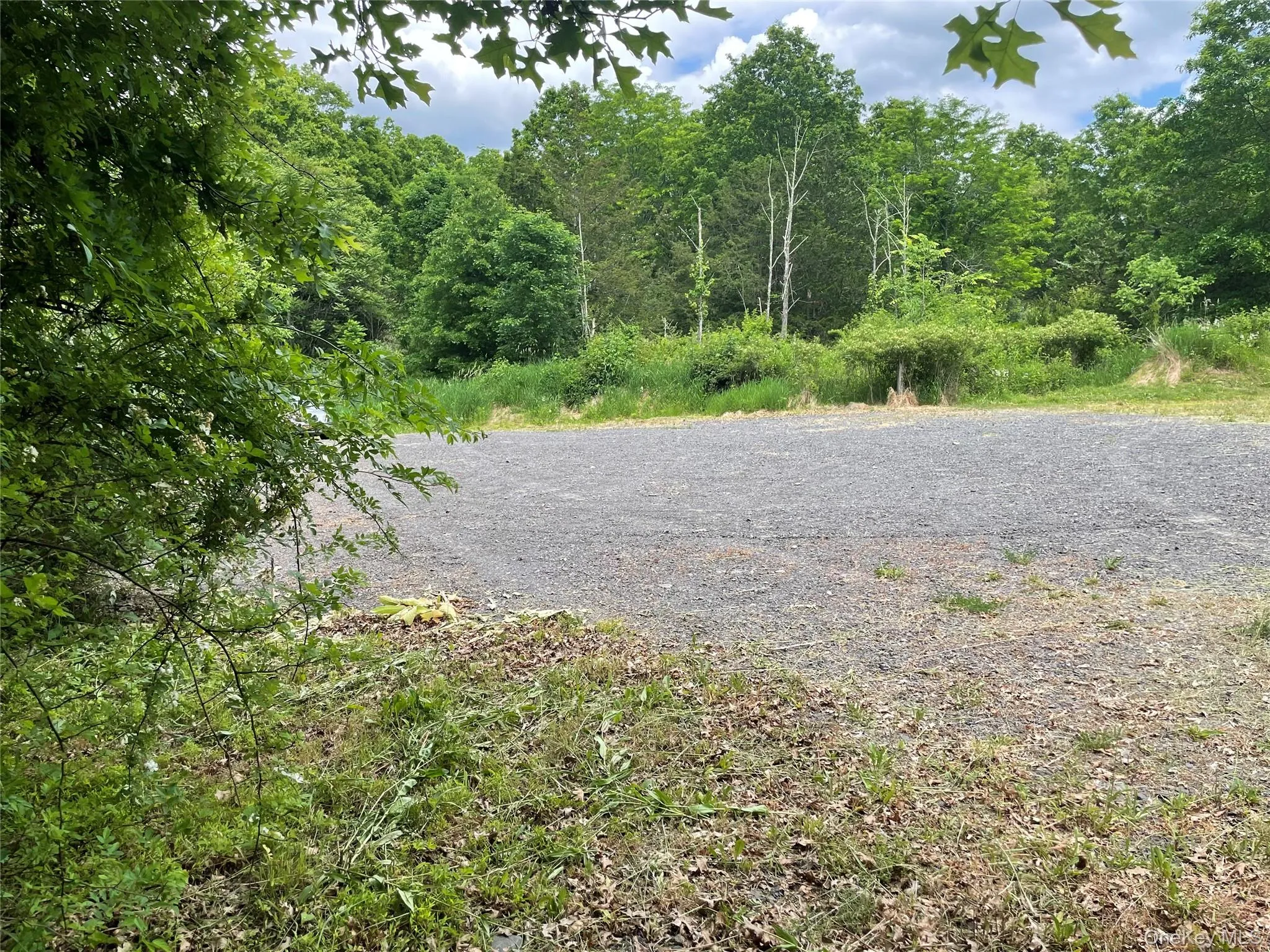shared gravel driveway shared gravel driveway