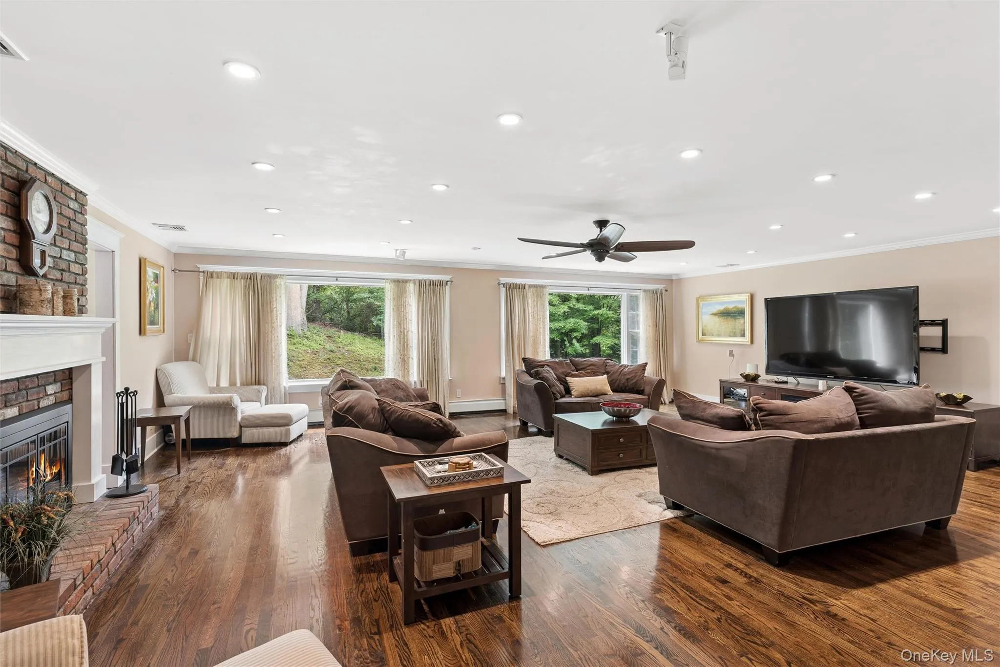 35 Woodvale Drive, Oyster Bay, NY, 4 Bedrooms Bedrooms, 8 Rooms Rooms,4 BathroomsBathrooms,Residential,For Rent,Woodvale,0,KEY1012505 35 Woodvale Drive, Oyster Bay, NY, 4 Bedrooms Bedrooms, 8 Rooms Rooms,4 BathroomsBathrooms,Residential,For Rent,Woodvale,0,KEY1012505