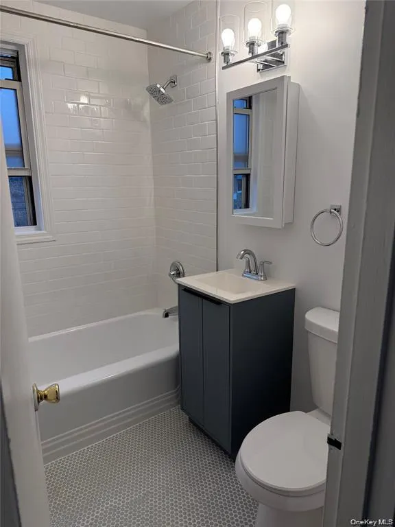 154 Ravine Avenue, Yonkers, NY, 2 Bedrooms Bedrooms, 3 Rooms Rooms,1 BathroomBathrooms,Residential,For Rent,Ravine,0,1012507 154 Ravine Avenue, Yonkers, NY, 2 Bedrooms Bedrooms, 3 Rooms Rooms,1 BathroomBathrooms,Residential,For Rent,Ravine,0,1012507