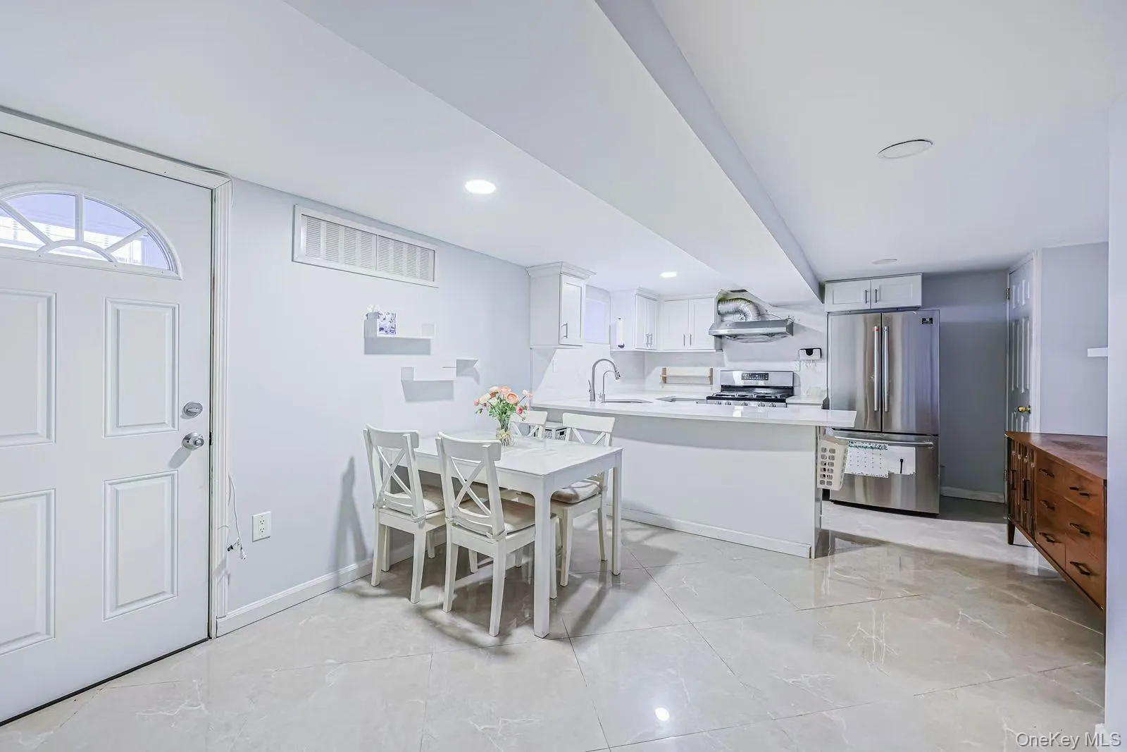 20219 33rd Avenue, New York, NY, 4 Bedrooms Bedrooms, 7 Rooms Rooms,3 BathroomsBathrooms,Residential,For Rent,33rd,0,1012509 20219 33rd Avenue, New York, NY, 4 Bedrooms Bedrooms, 7 Rooms Rooms,3 BathroomsBathrooms,Residential,For Rent,33rd,0,1012509