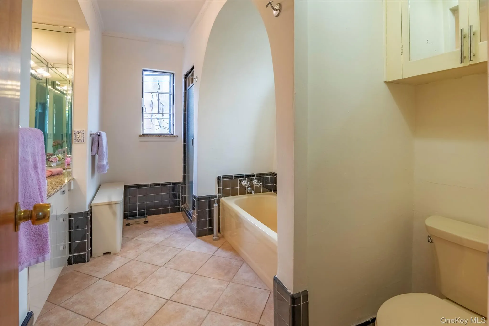141-27 Coolidge Avenue, New York, NY, 3 Bedrooms Bedrooms, 6 Rooms Rooms,1 BathroomBathrooms,Residential,For Rent,Coolidge,0,1012514 141-27 Coolidge Avenue, New York, NY, 3 Bedrooms Bedrooms, 6 Rooms Rooms,1 BathroomBathrooms,Residential,For Rent,Coolidge,0,1012514