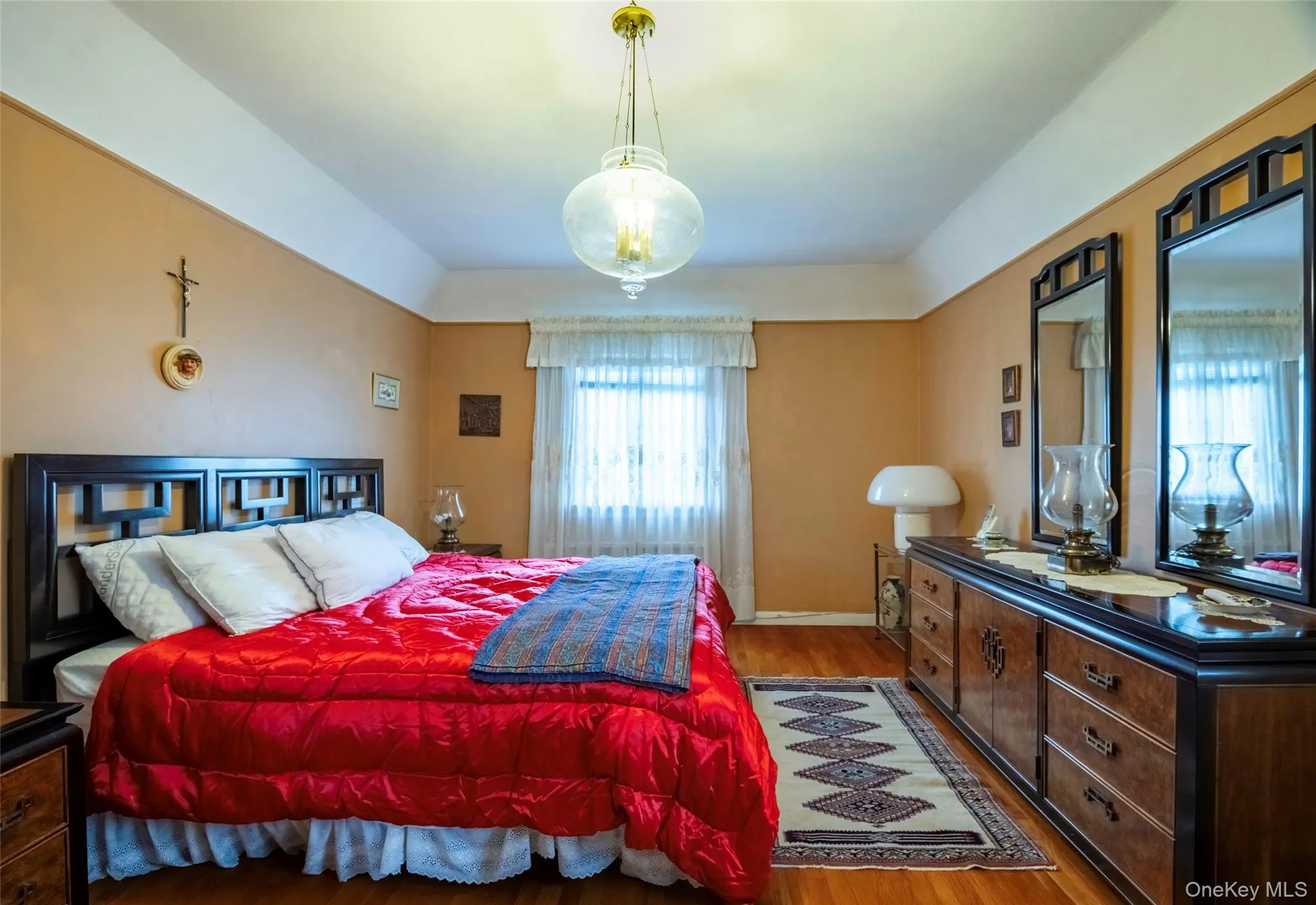 141-27 Coolidge Avenue, New York, NY, 3 Bedrooms Bedrooms, 6 Rooms Rooms,1 BathroomBathrooms,Residential,For Rent,Coolidge,0,1012514 141-27 Coolidge Avenue, New York, NY, 3 Bedrooms Bedrooms, 6 Rooms Rooms,1 BathroomBathrooms,Residential,For Rent,Coolidge,0,1012514