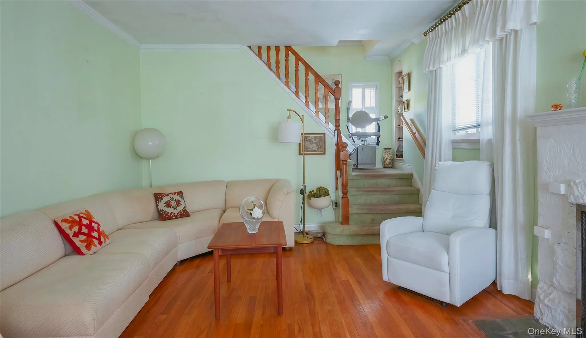 141-27 Coolidge Avenue, New York, NY, 3 Bedrooms Bedrooms, 6 Rooms Rooms,1 BathroomBathrooms,Residential,For Rent,Coolidge,0,1012514 141-27 Coolidge Avenue, New York, NY, 3 Bedrooms Bedrooms, 6 Rooms Rooms,1 BathroomBathrooms,Residential,For Rent,Coolidge,0,1012514