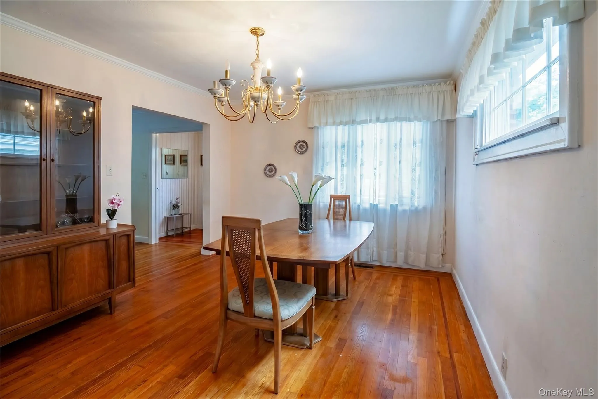 141-27 Coolidge Avenue, New York, NY, 3 Bedrooms Bedrooms, 6 Rooms Rooms,1 BathroomBathrooms,Residential,For Rent,Coolidge,0,1012514 141-27 Coolidge Avenue, New York, NY, 3 Bedrooms Bedrooms, 6 Rooms Rooms,1 BathroomBathrooms,Residential,For Rent,Coolidge,0,1012514