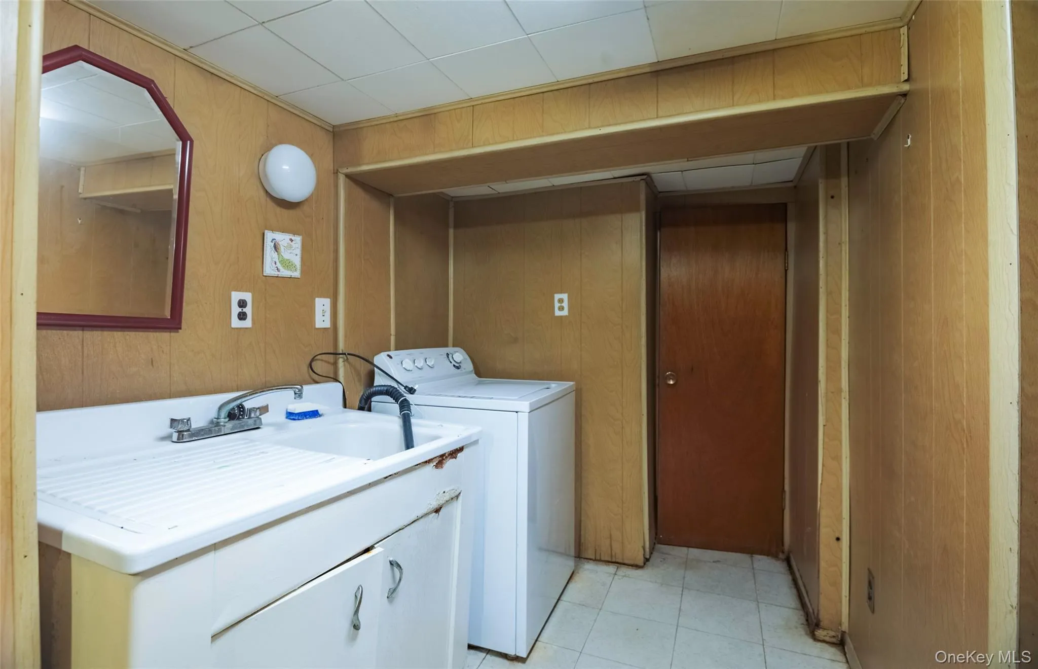 141-27 Coolidge Avenue, New York, NY, 3 Bedrooms Bedrooms, 6 Rooms Rooms,1 BathroomBathrooms,Residential,For Rent,Coolidge,0,1012514 141-27 Coolidge Avenue, New York, NY, 3 Bedrooms Bedrooms, 6 Rooms Rooms,1 BathroomBathrooms,Residential,For Rent,Coolidge,0,1012514