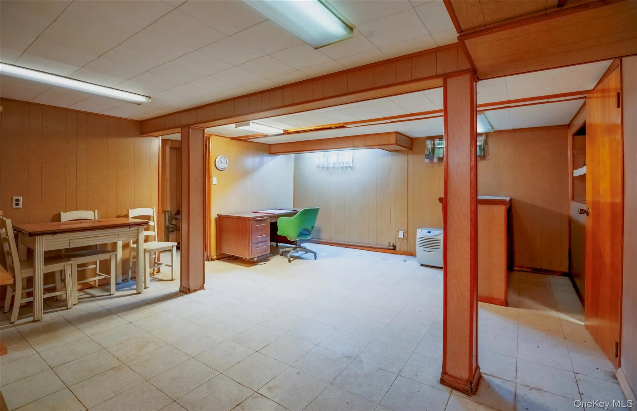 141-27 Coolidge Avenue, New York, NY, 3 Bedrooms Bedrooms, 6 Rooms Rooms,1 BathroomBathrooms,Residential,For Rent,Coolidge,0,1012514 141-27 Coolidge Avenue, New York, NY, 3 Bedrooms Bedrooms, 6 Rooms Rooms,1 BathroomBathrooms,Residential,For Rent,Coolidge,0,1012514