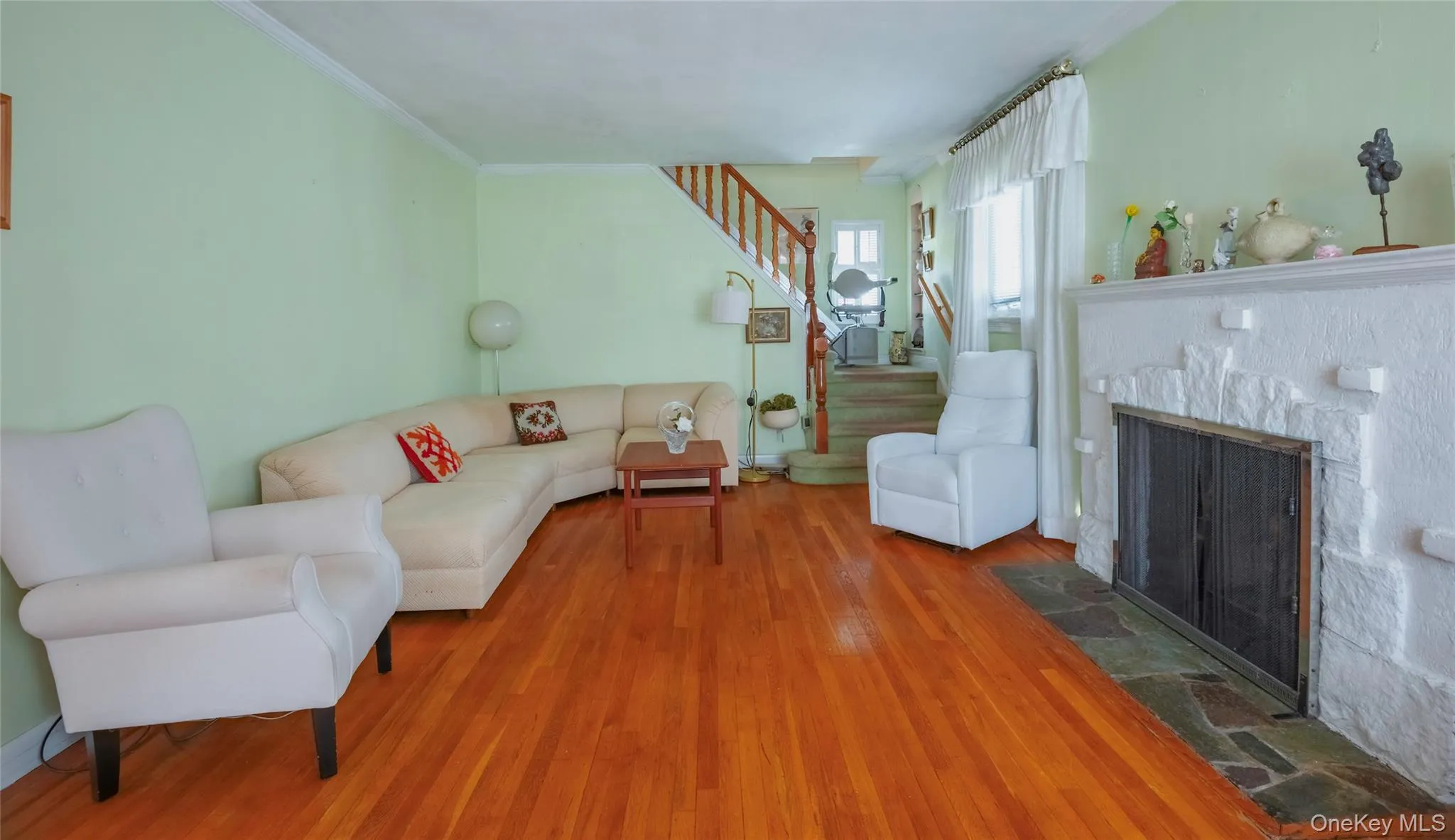 141-27 Coolidge Avenue, New York, NY, 3 Bedrooms Bedrooms, 6 Rooms Rooms,1 BathroomBathrooms,Residential,For Rent,Coolidge,0,1012514 141-27 Coolidge Avenue, New York, NY, 3 Bedrooms Bedrooms, 6 Rooms Rooms,1 BathroomBathrooms,Residential,For Rent,Coolidge,0,1012514