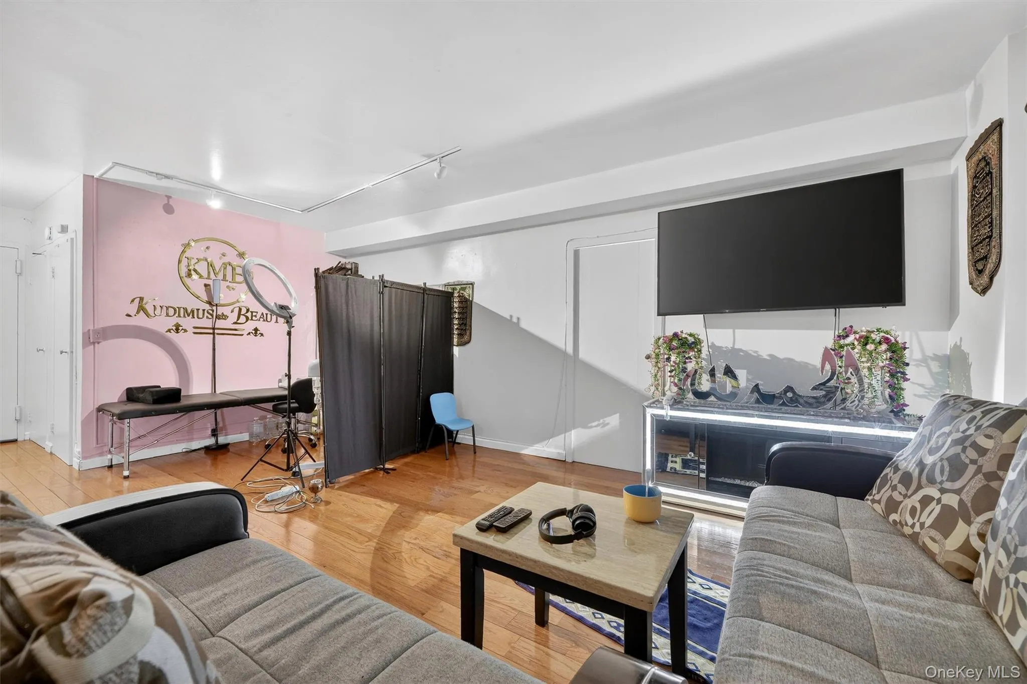 5 Fordham Hill Oval, New York, NY, 2 Bedrooms Bedrooms, 4 Rooms Rooms,1 BathroomBathrooms,Residential,For Rent,Fordham Hill,0,1012515 5 Fordham Hill Oval, New York, NY, 2 Bedrooms Bedrooms, 4 Rooms Rooms,1 BathroomBathrooms,Residential,For Rent,Fordham Hill,0,1012515