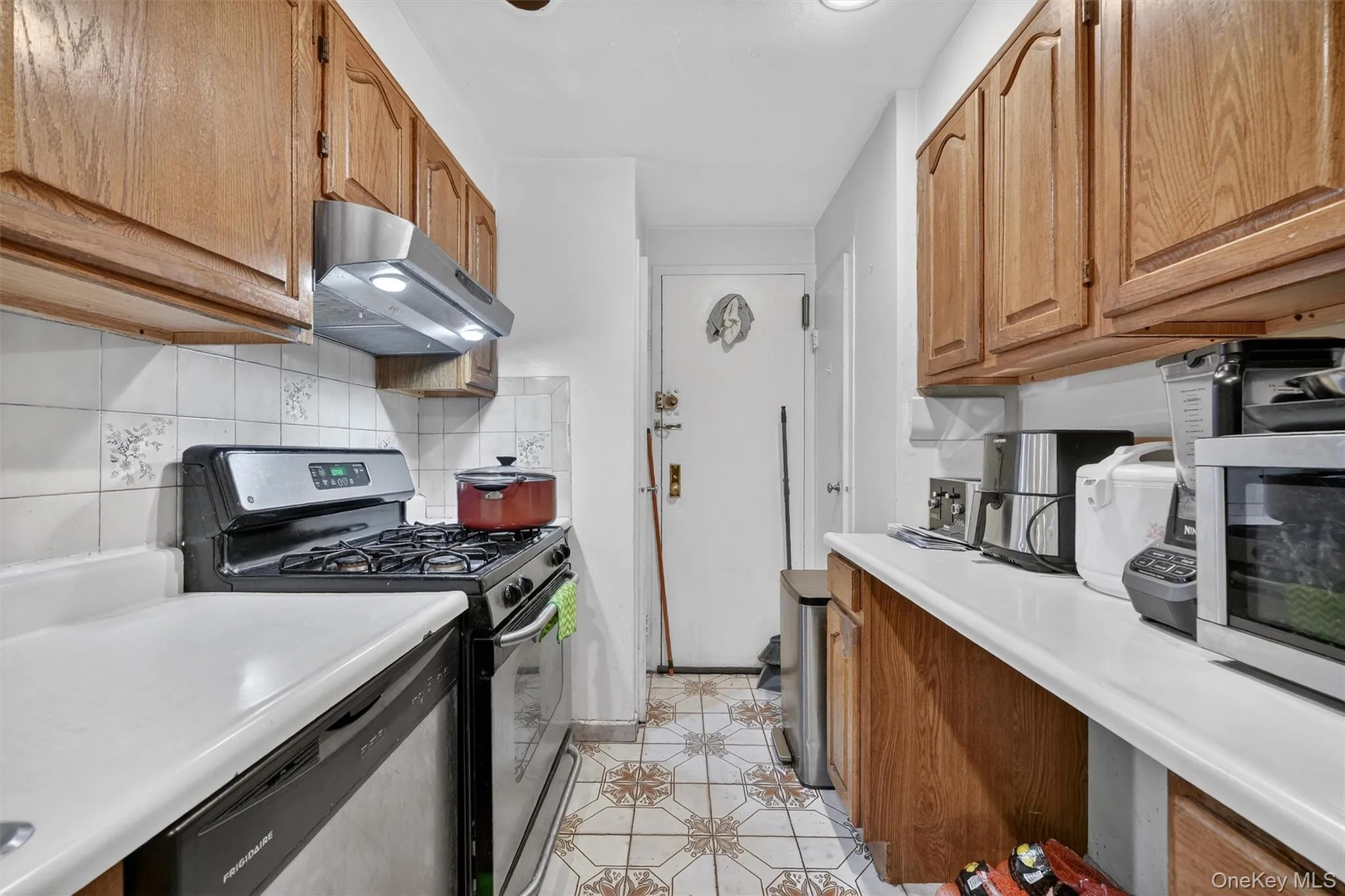 5 Fordham Hill Oval, New York, NY, 2 Bedrooms Bedrooms, 4 Rooms Rooms,1 BathroomBathrooms,Residential,For Rent,Fordham Hill,0,1012515 5 Fordham Hill Oval, New York, NY, 2 Bedrooms Bedrooms, 4 Rooms Rooms,1 BathroomBathrooms,Residential,For Rent,Fordham Hill,0,1012515