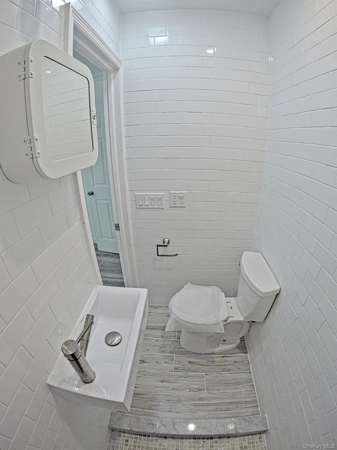 4024 Aske Street, New York, NY, 3 Bedrooms Bedrooms, 6 Rooms Rooms,2 BathroomsBathrooms,Residential Lease,For Rent,Aske,0,1012516 4024 Aske Street, New York, NY, 3 Bedrooms Bedrooms, 6 Rooms Rooms,2 BathroomsBathrooms,Residential Lease,For Rent,Aske,0,1012516