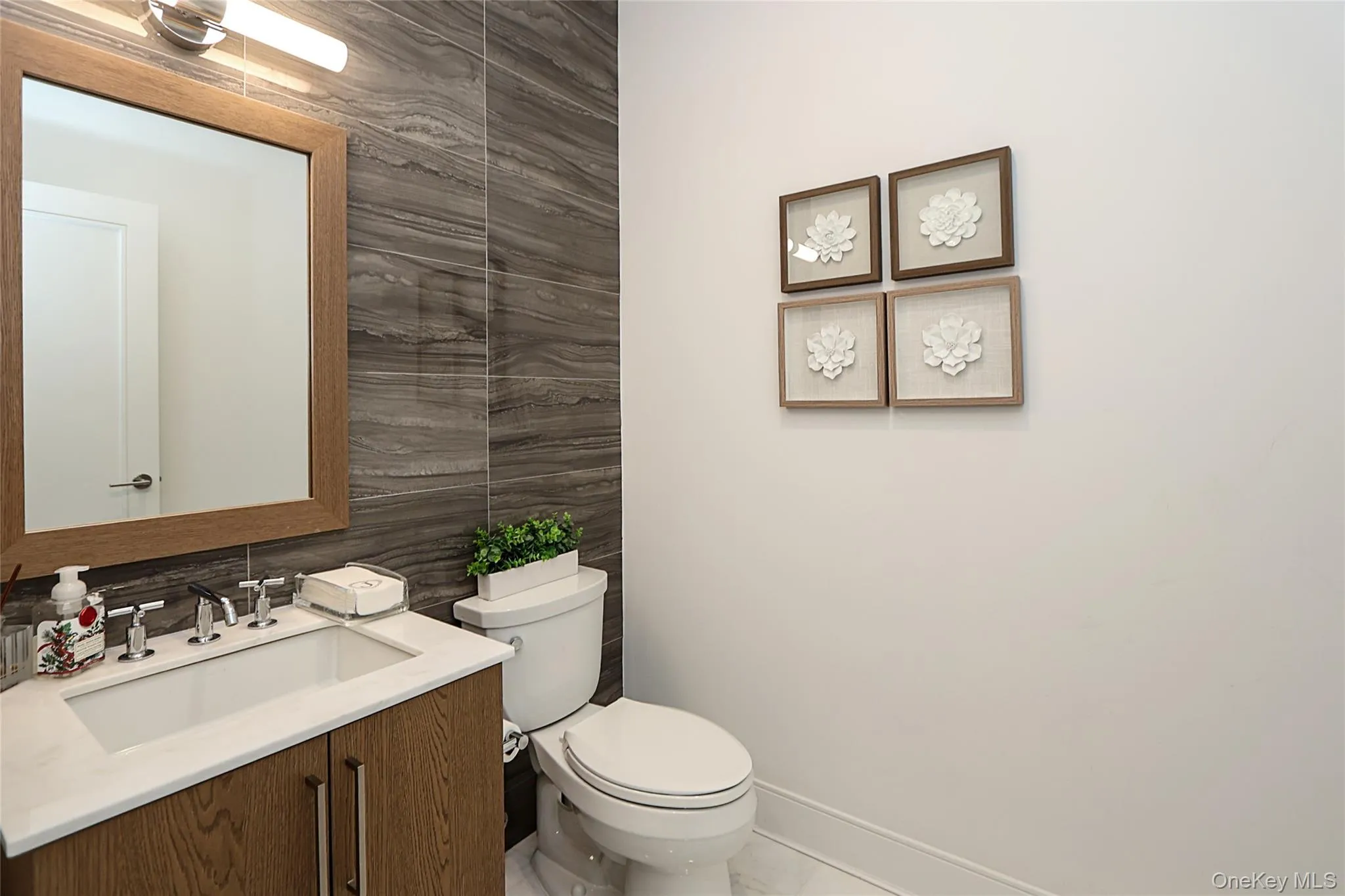 100 Garvies Point Road, Glen Cove, NY, 2 Bedrooms Bedrooms, 5 Rooms Rooms,2 BathroomsBathrooms,Residential,For Rent,Garvies Point,0,1012517 100 Garvies Point Road, Glen Cove, NY, 2 Bedrooms Bedrooms, 5 Rooms Rooms,2 BathroomsBathrooms,Residential,For Rent,Garvies Point,0,1012517