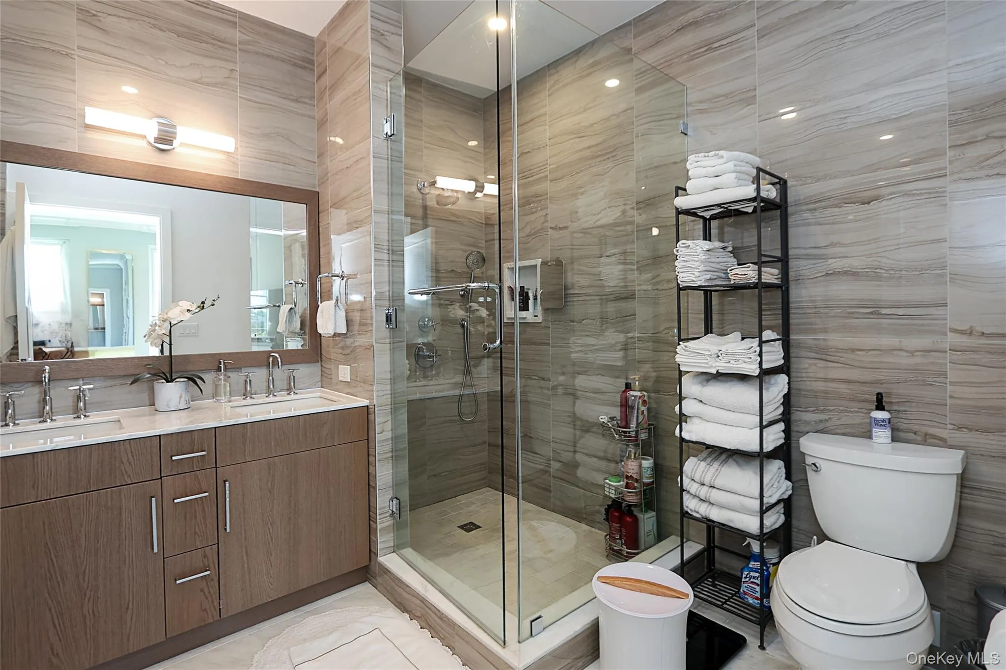 100 Garvies Point Road, Glen Cove, NY, 2 Bedrooms Bedrooms, 5 Rooms Rooms,2 BathroomsBathrooms,Residential,For Rent,Garvies Point,0,1012517 100 Garvies Point Road, Glen Cove, NY, 2 Bedrooms Bedrooms, 5 Rooms Rooms,2 BathroomsBathrooms,Residential,For Rent,Garvies Point,0,1012517