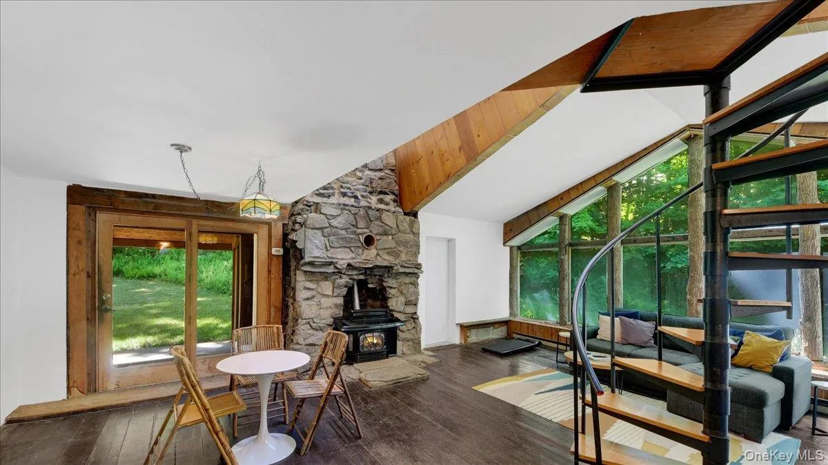 86 Dean Road, Kent, NY, 2 Bedrooms Bedrooms, 7 Rooms Rooms,2 BathroomsBathrooms,Residential,For Rent,Dean,0,1012519 86 Dean Road, Kent, NY, 2 Bedrooms Bedrooms, 7 Rooms Rooms,2 BathroomsBathrooms,Residential,For Rent,Dean,0,1012519