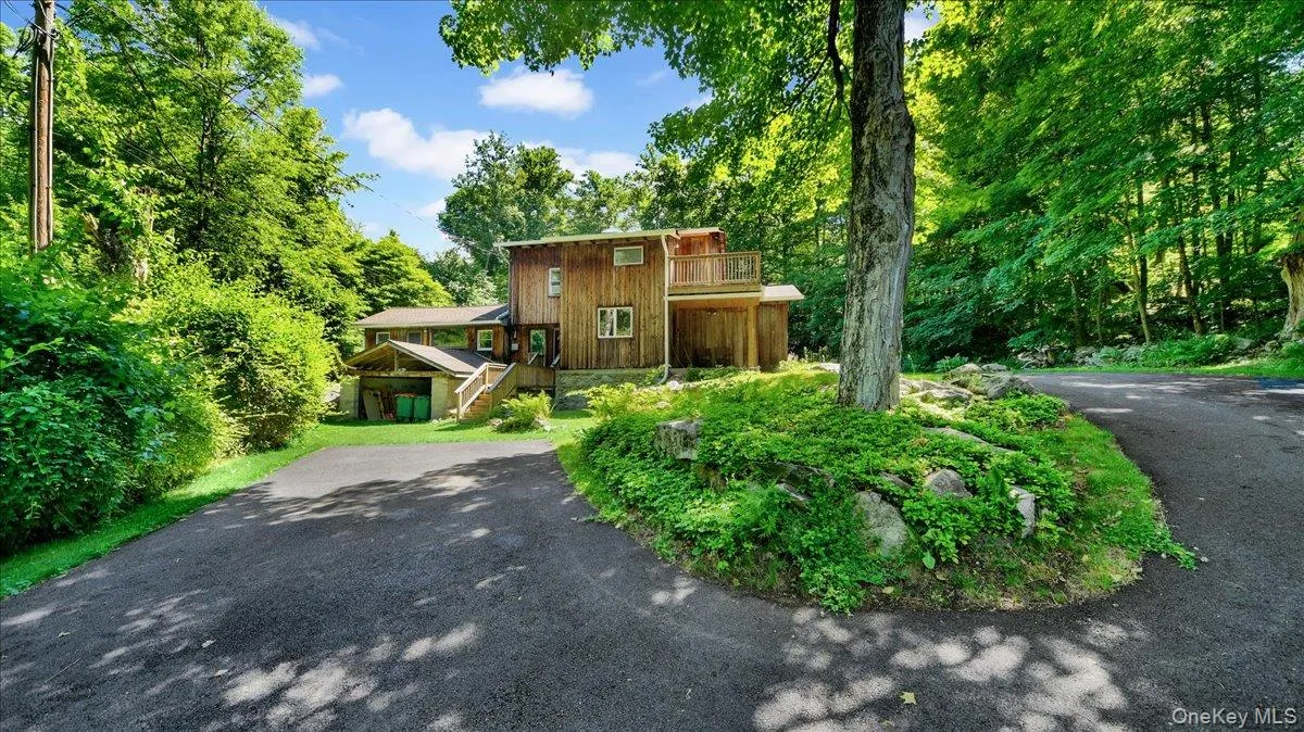 86 Dean Road, Kent, NY, 2 Bedrooms Bedrooms, 7 Rooms Rooms,2 BathroomsBathrooms,Residential,For Rent,Dean,0,1012519 86 Dean Road, Kent, NY, 2 Bedrooms Bedrooms, 7 Rooms Rooms,2 BathroomsBathrooms,Residential,For Rent,Dean,0,1012519