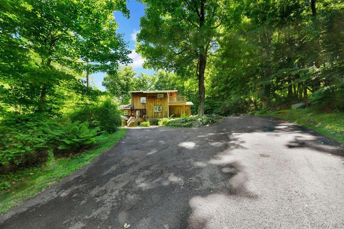 86 Dean Road, Kent, NY, 2 Bedrooms Bedrooms, 7 Rooms Rooms,2 BathroomsBathrooms,Residential,For Rent,Dean,0,1012519 86 Dean Road, Kent, NY, 2 Bedrooms Bedrooms, 7 Rooms Rooms,2 BathroomsBathrooms,Residential,For Rent,Dean,0,1012519