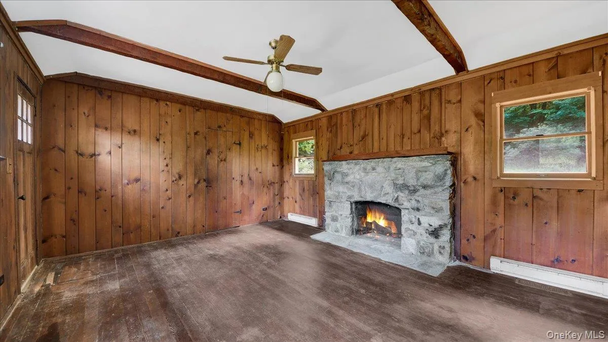86 Dean Road, Kent, NY, 2 Bedrooms Bedrooms, 7 Rooms Rooms,2 BathroomsBathrooms,Residential,For Rent,Dean,0,1012519 86 Dean Road, Kent, NY, 2 Bedrooms Bedrooms, 7 Rooms Rooms,2 BathroomsBathrooms,Residential,For Rent,Dean,0,1012519
