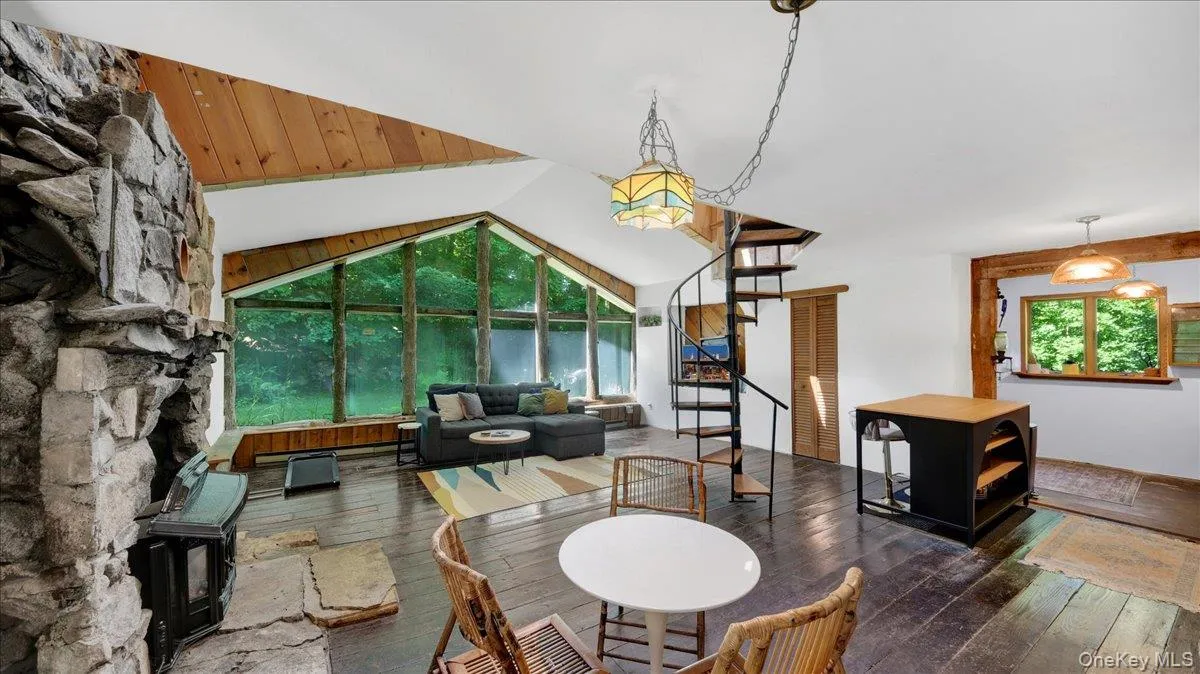 86 Dean Road, Kent, NY, 2 Bedrooms Bedrooms, 7 Rooms Rooms,2 BathroomsBathrooms,Residential,For Rent,Dean,0,1012519 86 Dean Road, Kent, NY, 2 Bedrooms Bedrooms, 7 Rooms Rooms,2 BathroomsBathrooms,Residential,For Rent,Dean,0,1012519