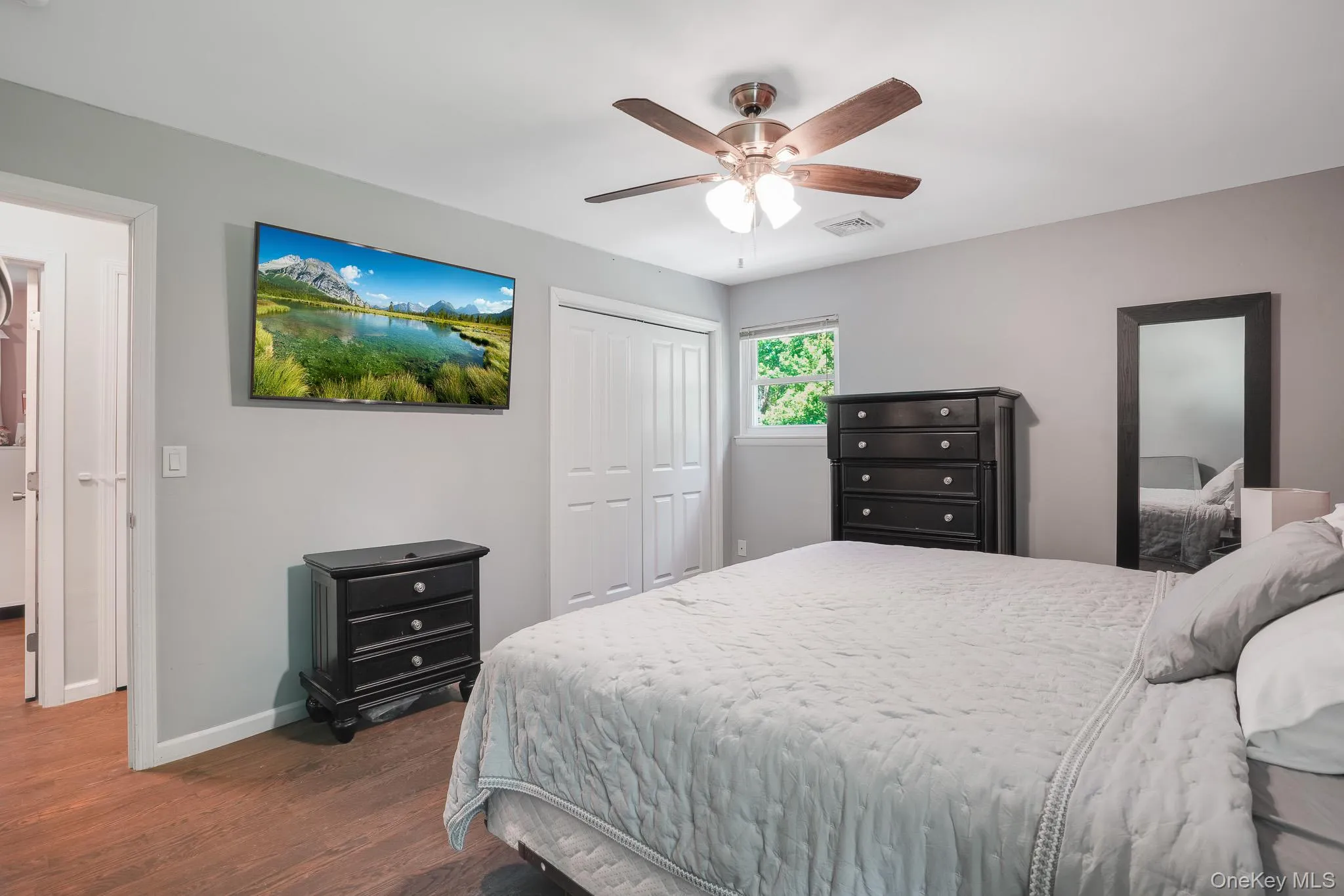 Hardwood Floors Hardwood Floors