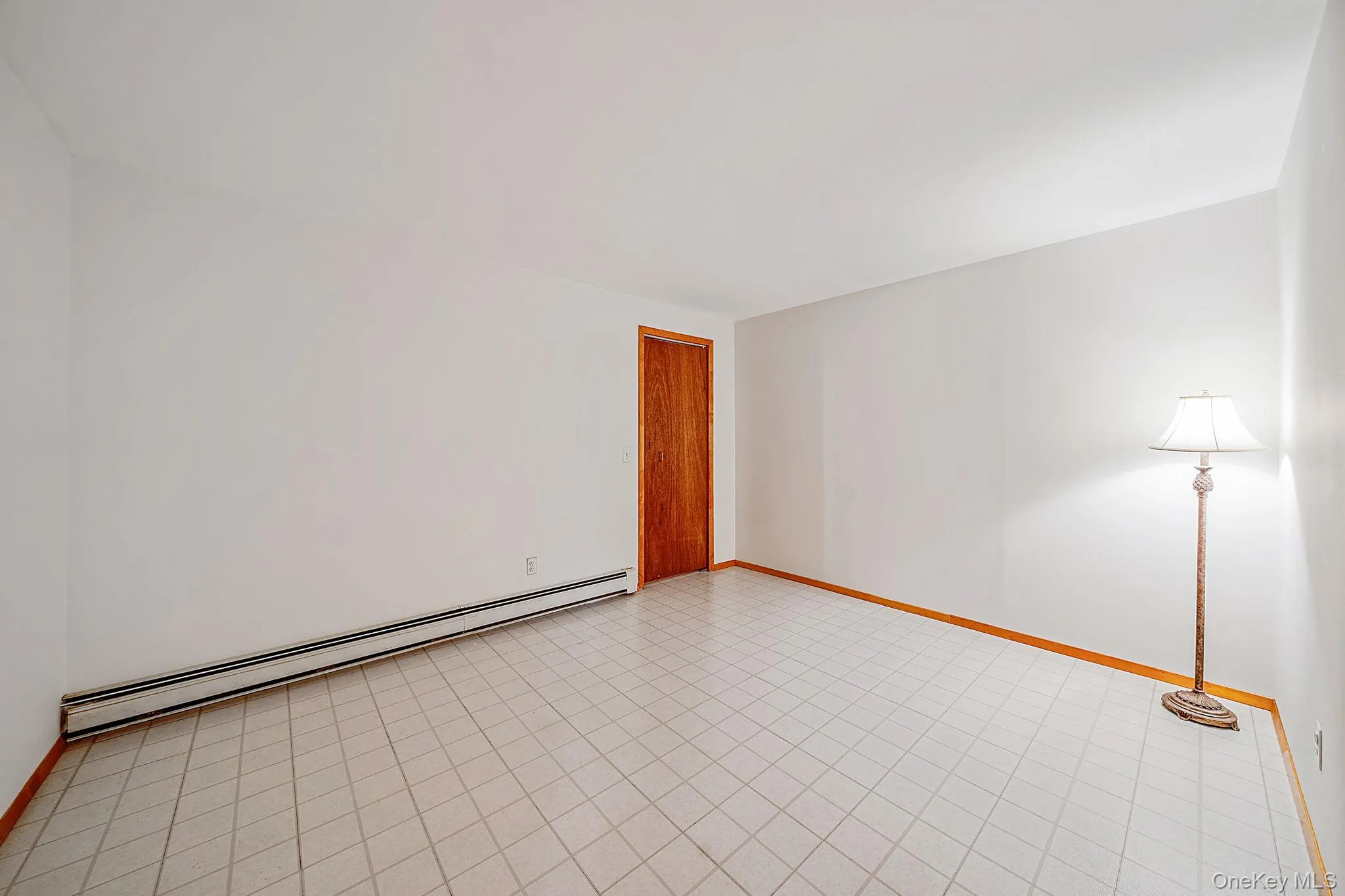16 Lakecrest Lane, Islip, NY, 3 Bedrooms Bedrooms, 7 Rooms Rooms,3 BathroomsBathrooms,Residential,For Rent,Lakecrest,0,1012525 16 Lakecrest Lane, Islip, NY, 3 Bedrooms Bedrooms, 7 Rooms Rooms,3 BathroomsBathrooms,Residential,For Rent,Lakecrest,0,1012525