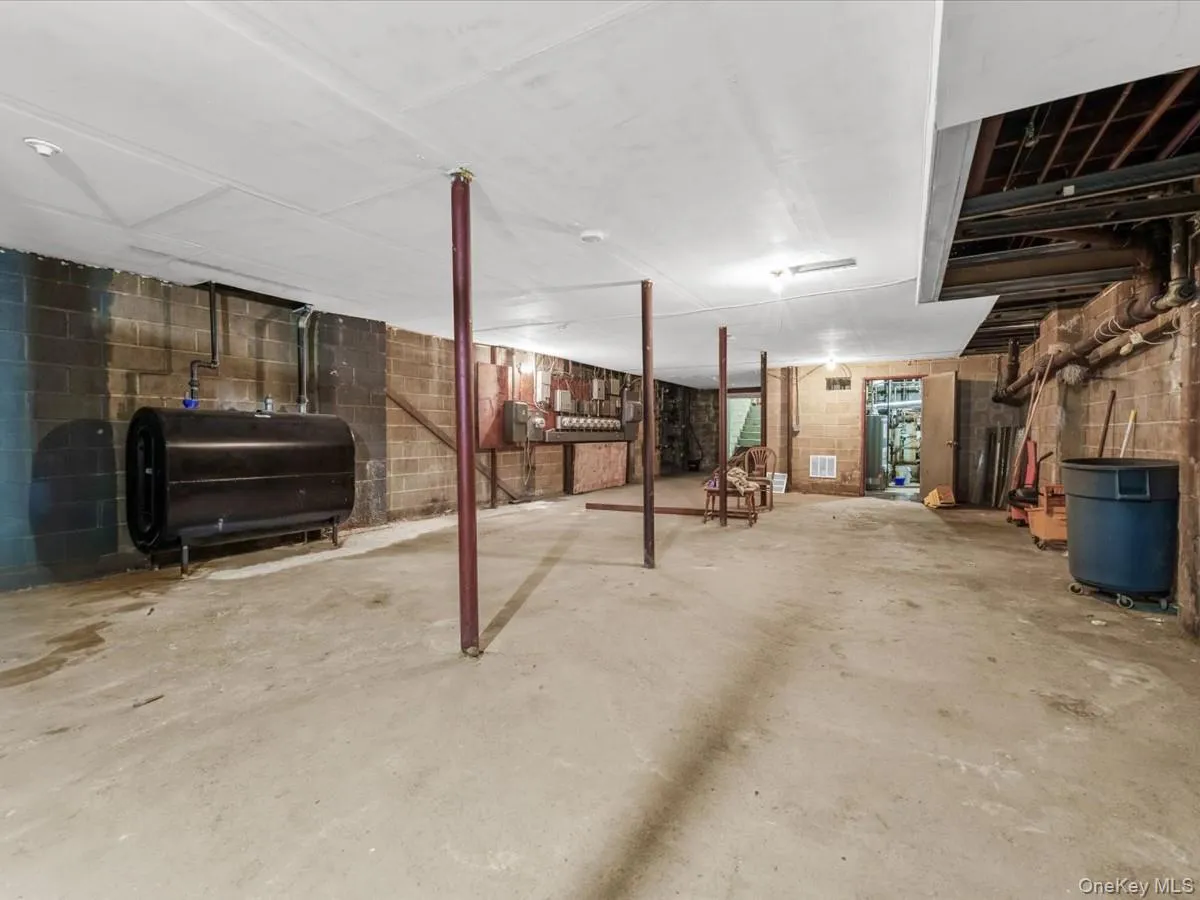 1761 New York Avenue, Huntington, NY, ,Commercial Lease,For Rent,New York,0,1012528 1761 New York Avenue, Huntington, NY, ,Commercial Lease,For Rent,New York,0,1012528