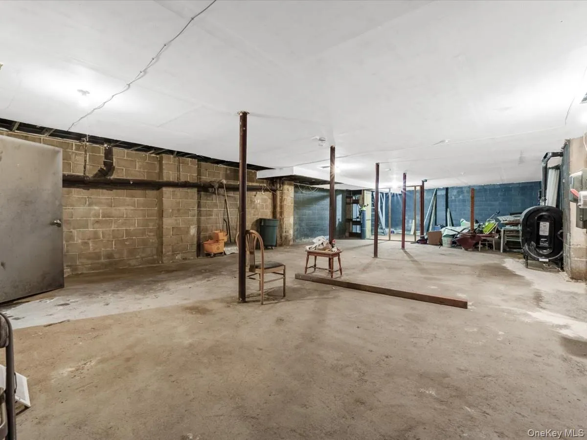 1761 New York Avenue, Huntington, NY, ,Commercial Lease,For Rent,New York,0,1012528 1761 New York Avenue, Huntington, NY, ,Commercial Lease,For Rent,New York,0,1012528