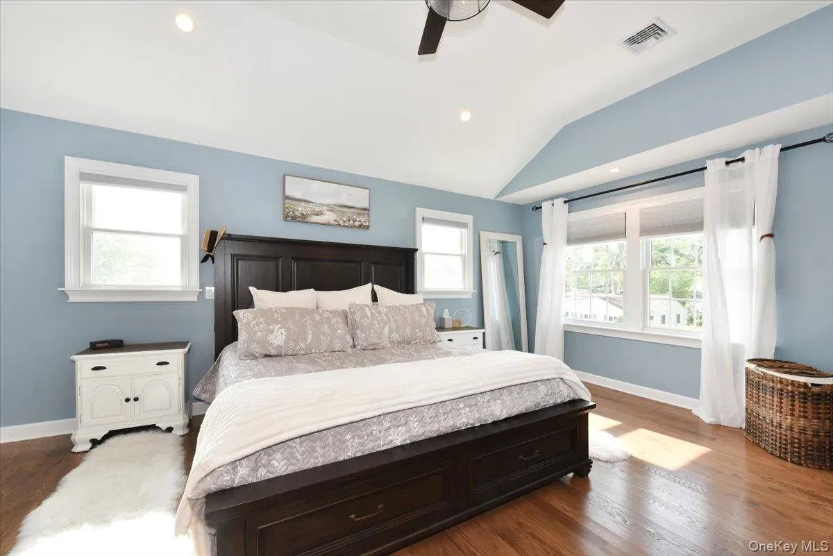 28 Red Oak Place, Oyster Bay, NY, 4 Bedrooms Bedrooms, 9 Rooms Rooms,2 BathroomsBathrooms,Residential,For Rent,Red Oak,0,1012531 28 Red Oak Place, Oyster Bay, NY, 4 Bedrooms Bedrooms, 9 Rooms Rooms,2 BathroomsBathrooms,Residential,For Rent,Red Oak,0,1012531