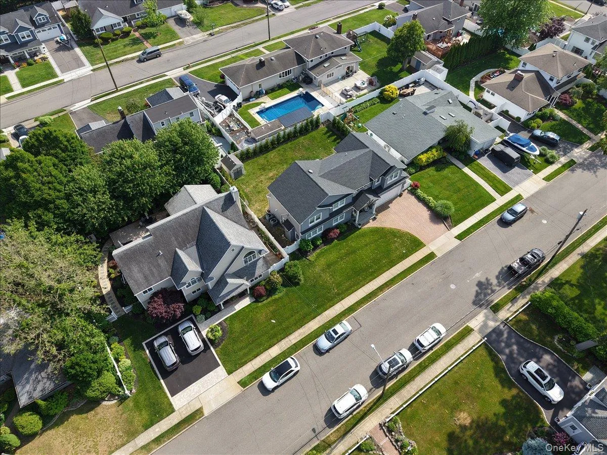 28 Red Oak Place, Oyster Bay, NY, 4 Bedrooms Bedrooms, 9 Rooms Rooms,2 BathroomsBathrooms,Residential,For Rent,Red Oak,0,1012531 28 Red Oak Place, Oyster Bay, NY, 4 Bedrooms Bedrooms, 9 Rooms Rooms,2 BathroomsBathrooms,Residential,For Rent,Red Oak,0,1012531