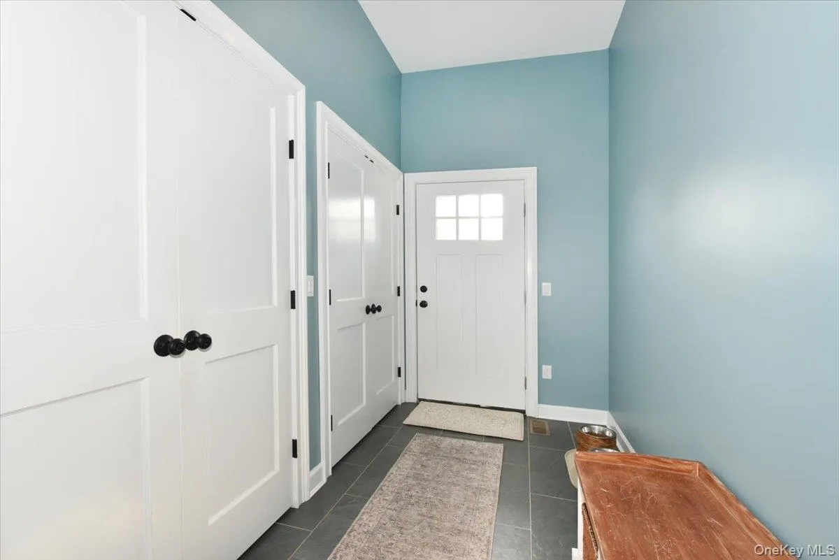 28 Red Oak Place, Oyster Bay, NY, 4 Bedrooms Bedrooms, 9 Rooms Rooms,2 BathroomsBathrooms,Residential,For Rent,Red Oak,0,1012531 28 Red Oak Place, Oyster Bay, NY, 4 Bedrooms Bedrooms, 9 Rooms Rooms,2 BathroomsBathrooms,Residential,For Rent,Red Oak,0,1012531