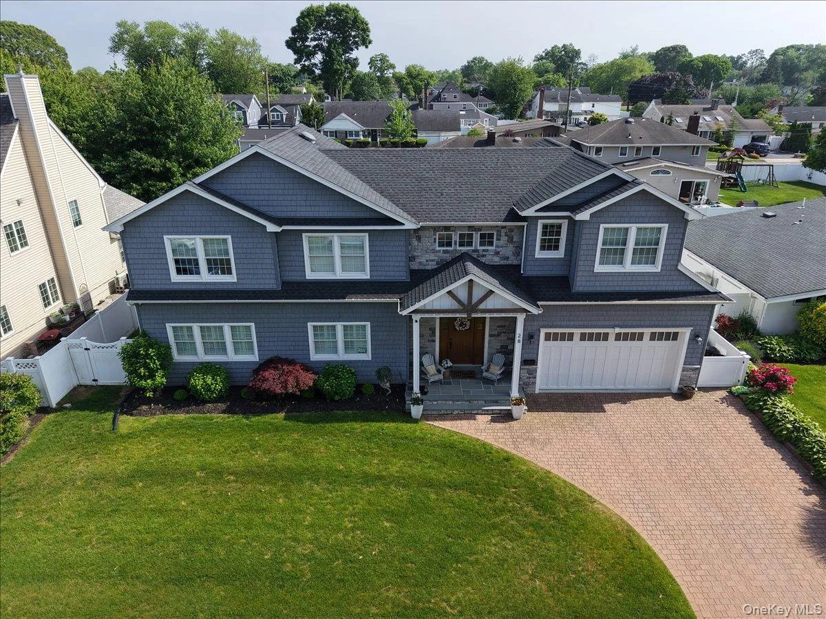 28 Red Oak Place, Oyster Bay, NY, 4 Bedrooms Bedrooms, 9 Rooms Rooms,2 BathroomsBathrooms,Residential,For Rent,Red Oak,0,1012531 28 Red Oak Place, Oyster Bay, NY, 4 Bedrooms Bedrooms, 9 Rooms Rooms,2 BathroomsBathrooms,Residential,For Rent,Red Oak,0,1012531