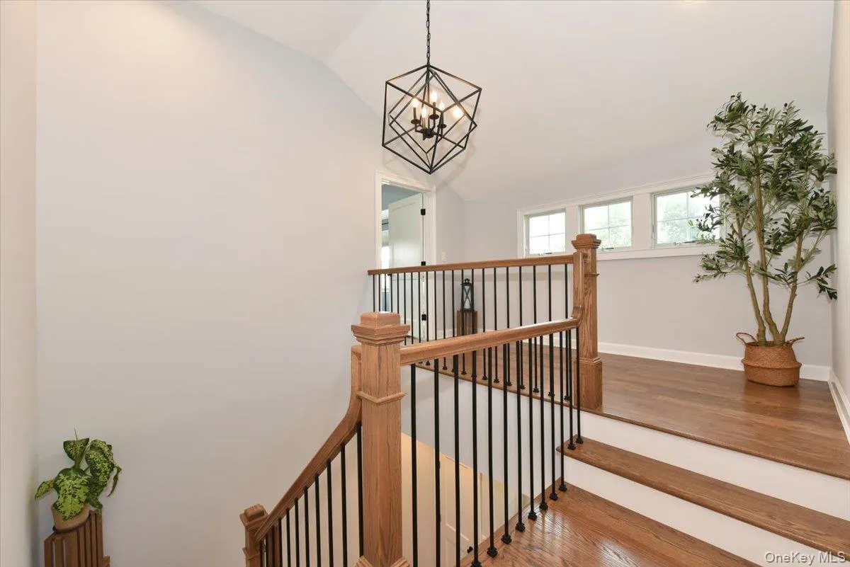 28 Red Oak Place, Oyster Bay, NY, 4 Bedrooms Bedrooms, 9 Rooms Rooms,2 BathroomsBathrooms,Residential,For Rent,Red Oak,0,1012531 28 Red Oak Place, Oyster Bay, NY, 4 Bedrooms Bedrooms, 9 Rooms Rooms,2 BathroomsBathrooms,Residential,For Rent,Red Oak,0,1012531