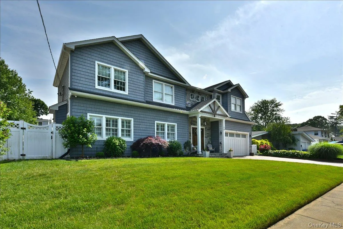 28 Red Oak Place, Oyster Bay, NY, 4 Bedrooms Bedrooms, 9 Rooms Rooms,2 BathroomsBathrooms,Residential,For Rent,Red Oak,0,1012531 28 Red Oak Place, Oyster Bay, NY, 4 Bedrooms Bedrooms, 9 Rooms Rooms,2 BathroomsBathrooms,Residential,For Rent,Red Oak,0,1012531
